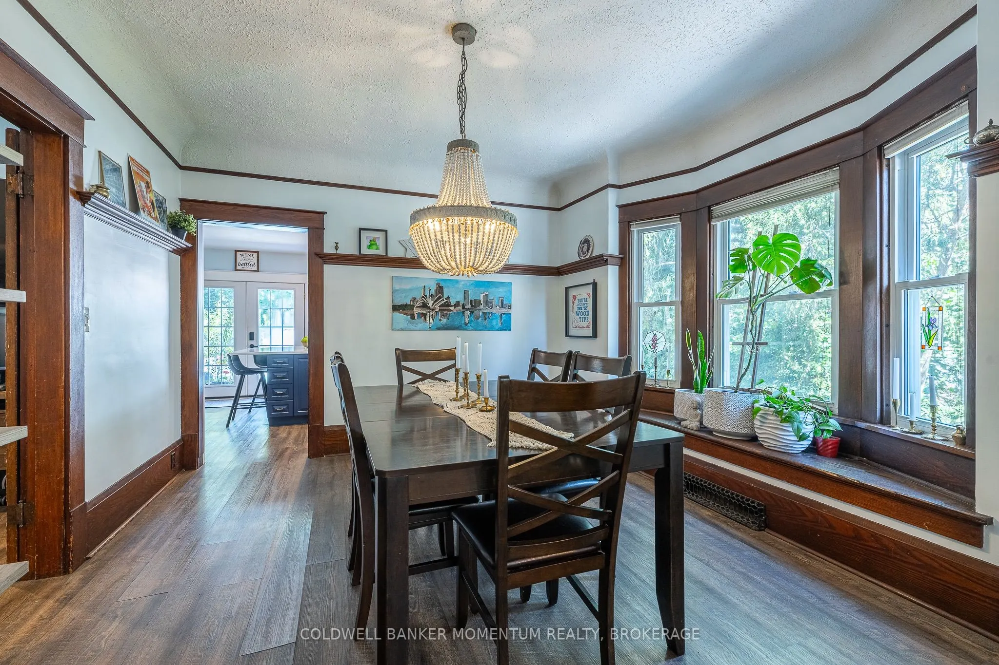 83 DUFFERIN Street