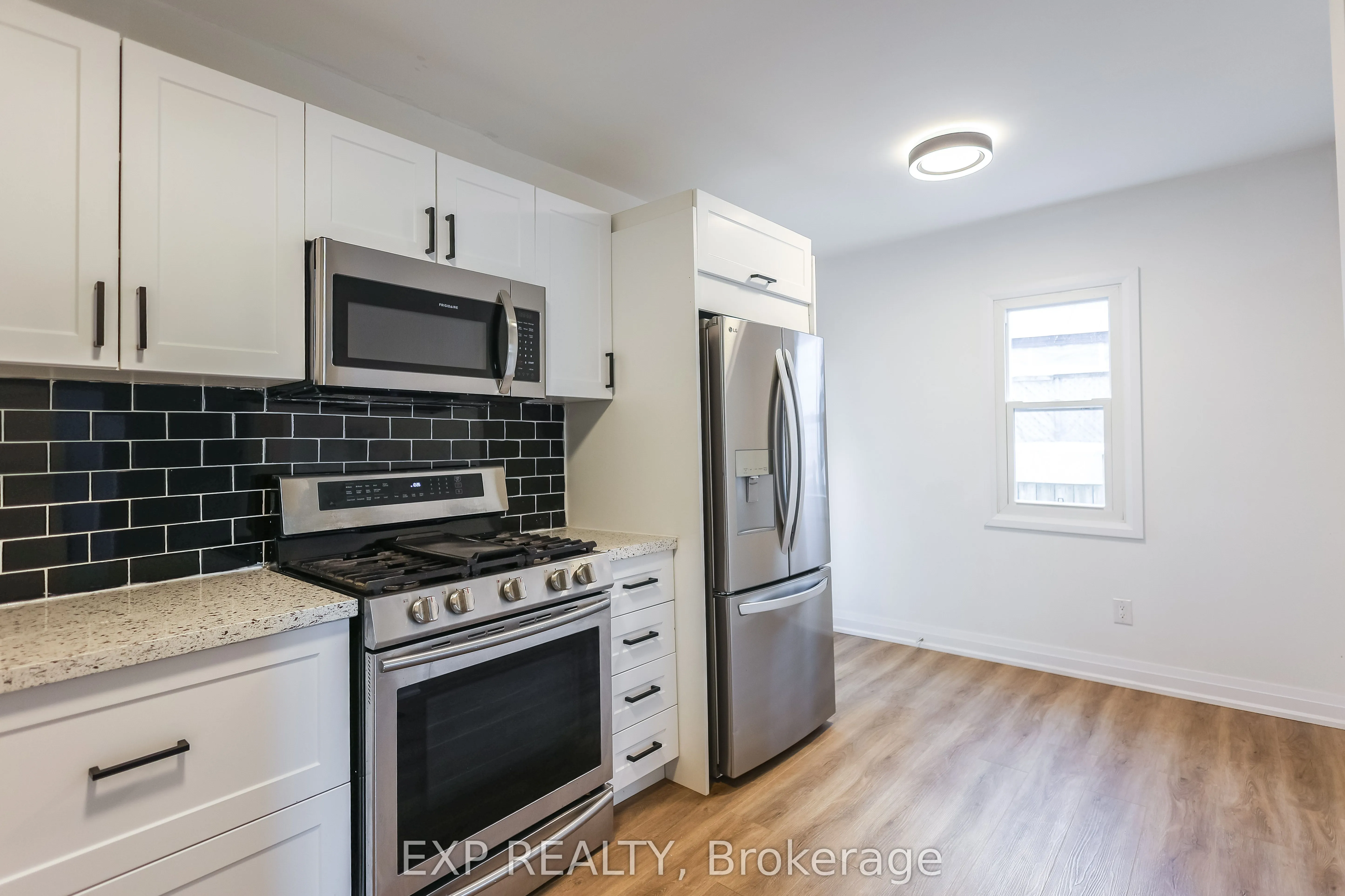 1275 Cannon Street E