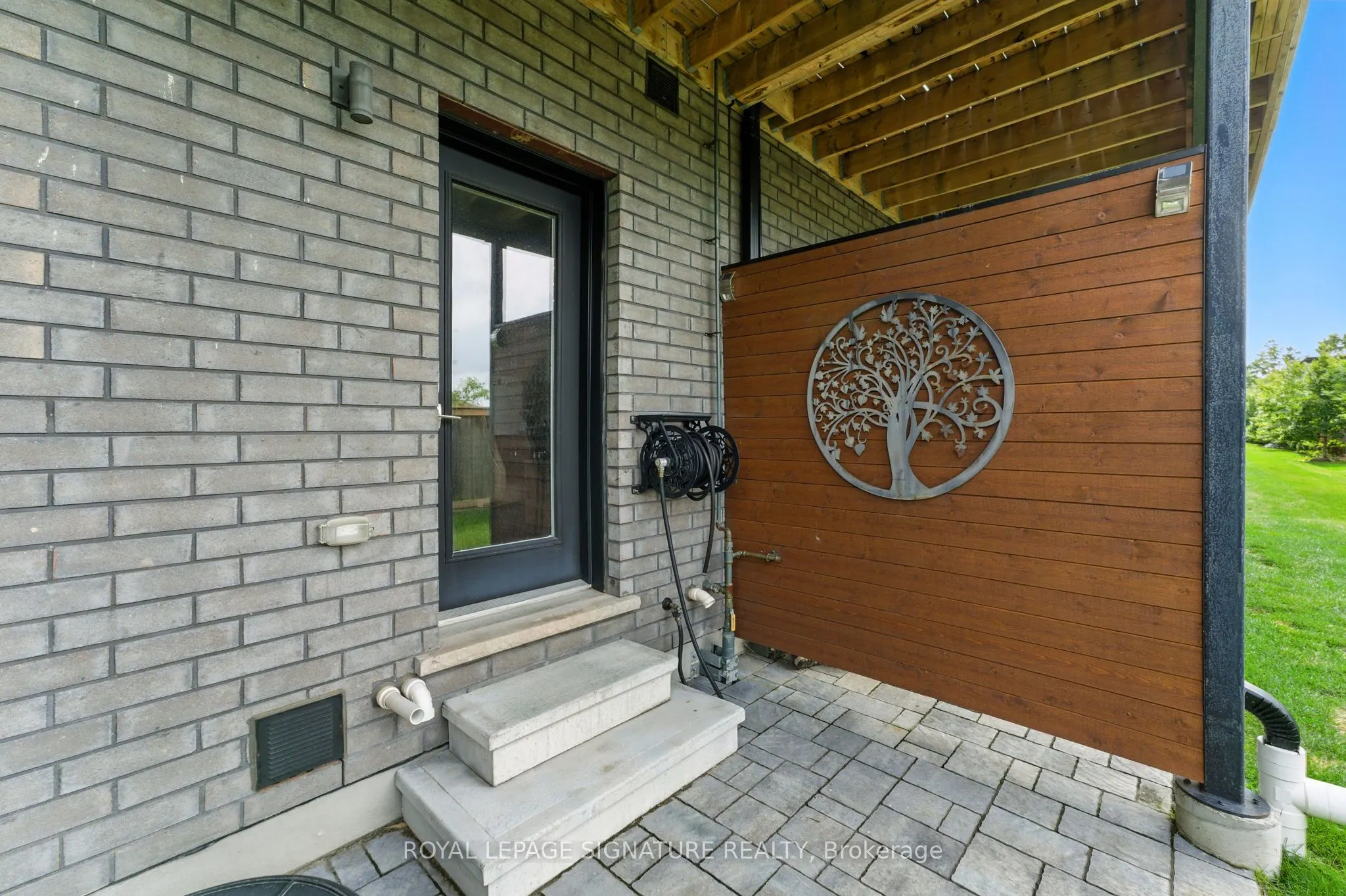 60 Arkell Road, #33