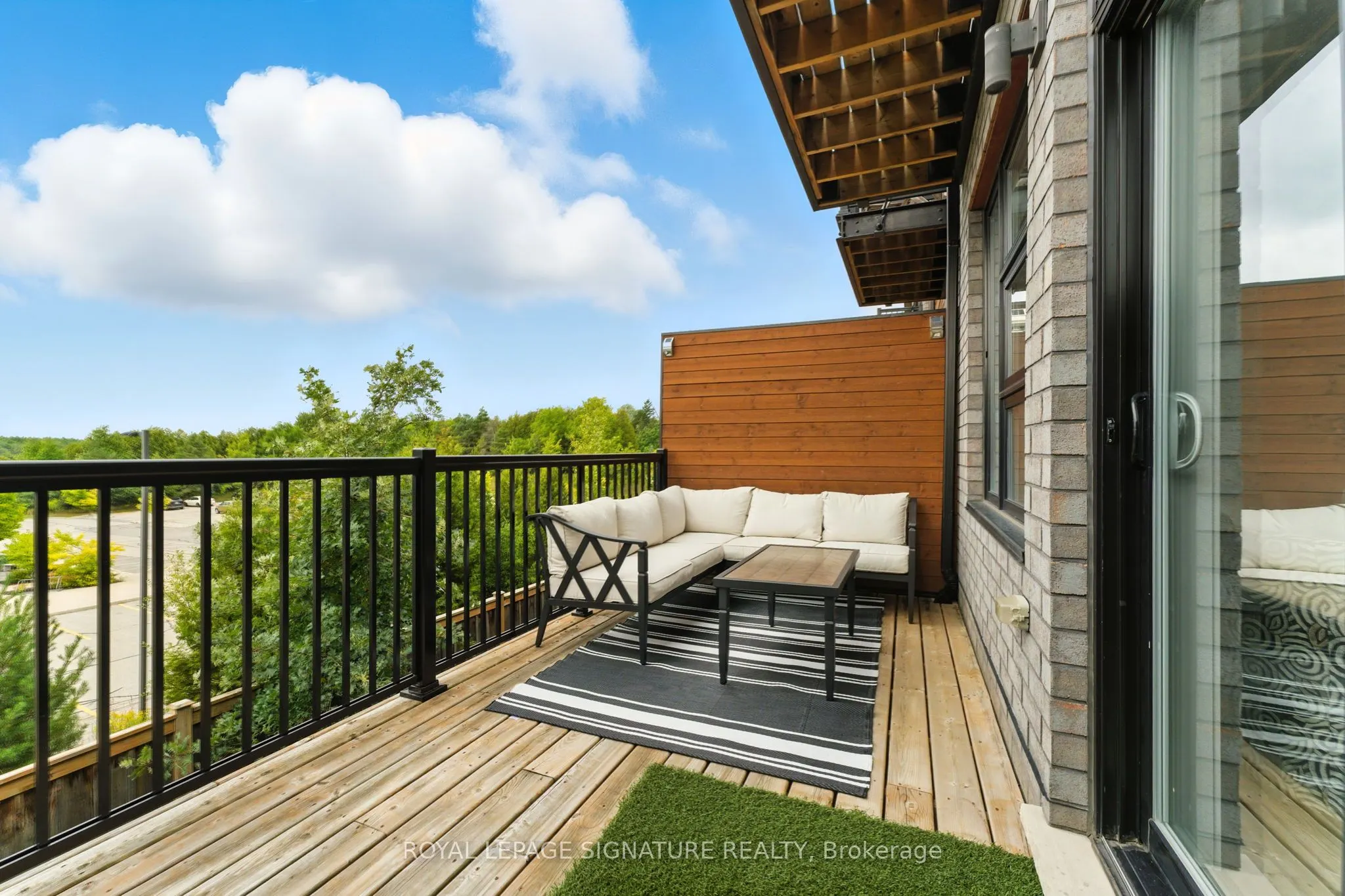 60 Arkell Road, #33
