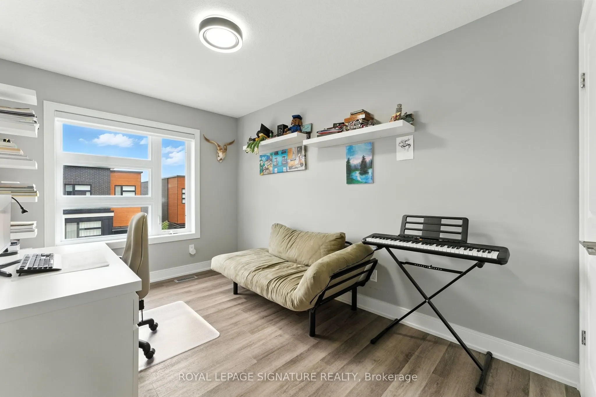 60 Arkell Road, #33