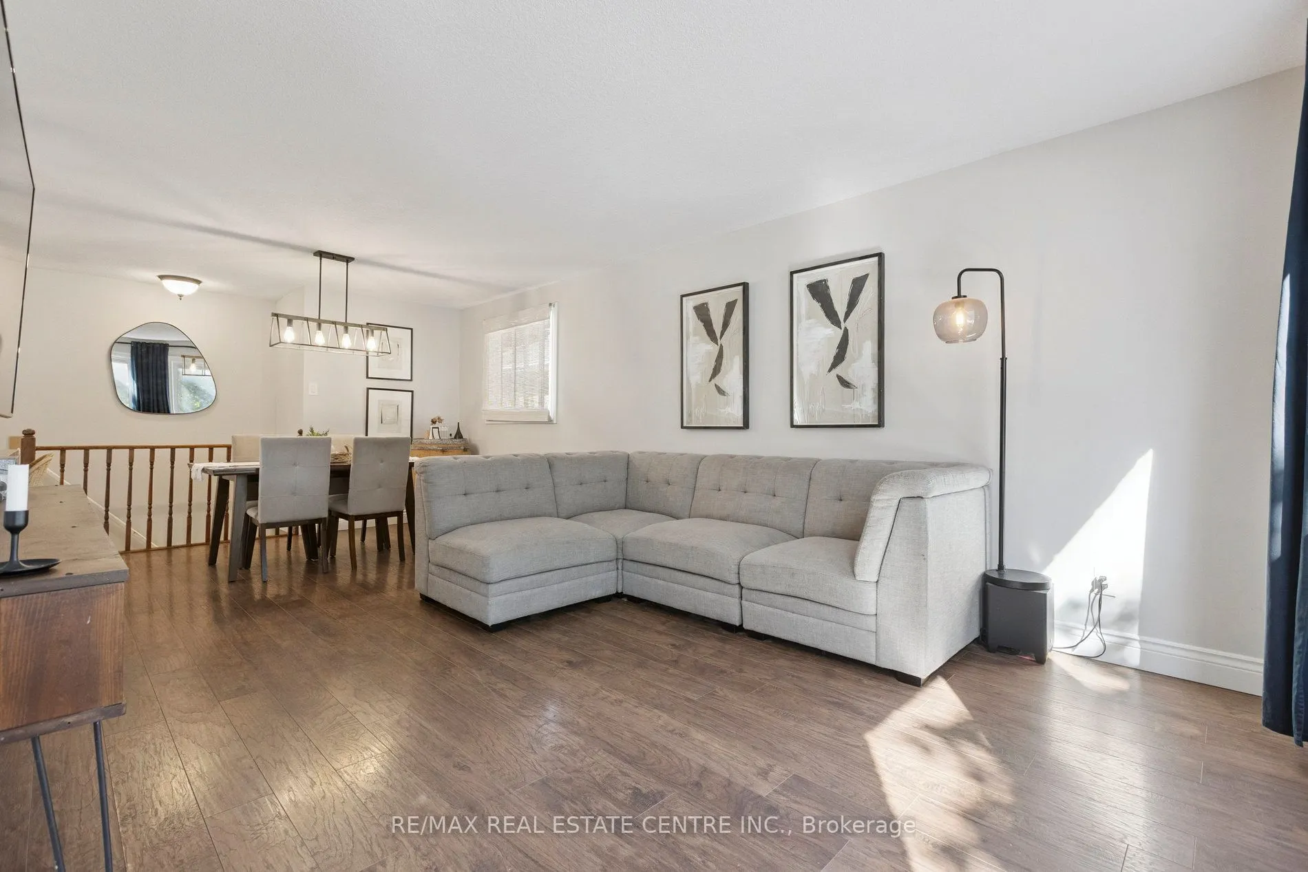 100 Angela Crescent