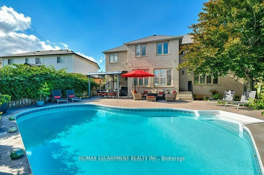 35 Lido Drive