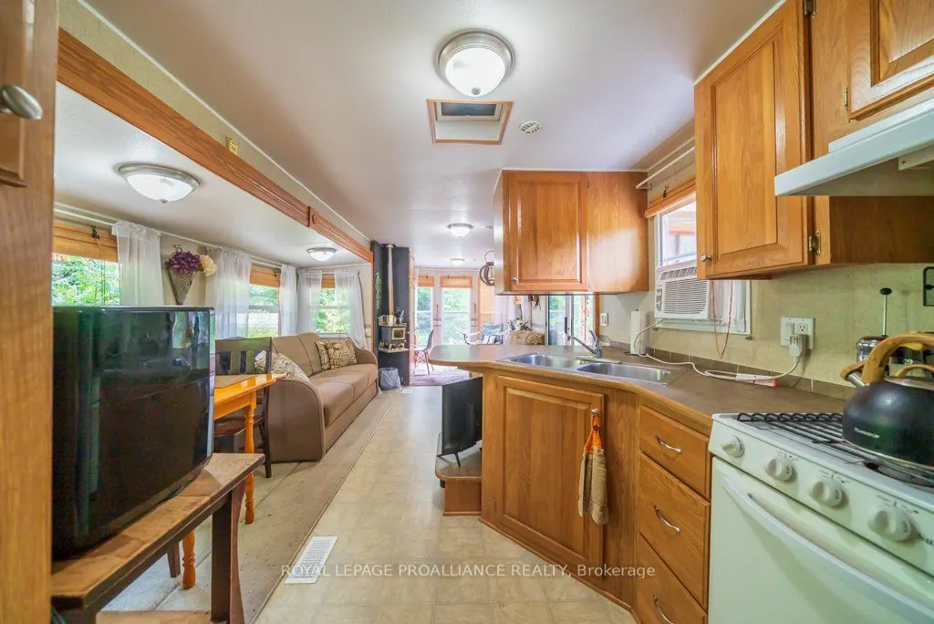 216 Glastonbury Road