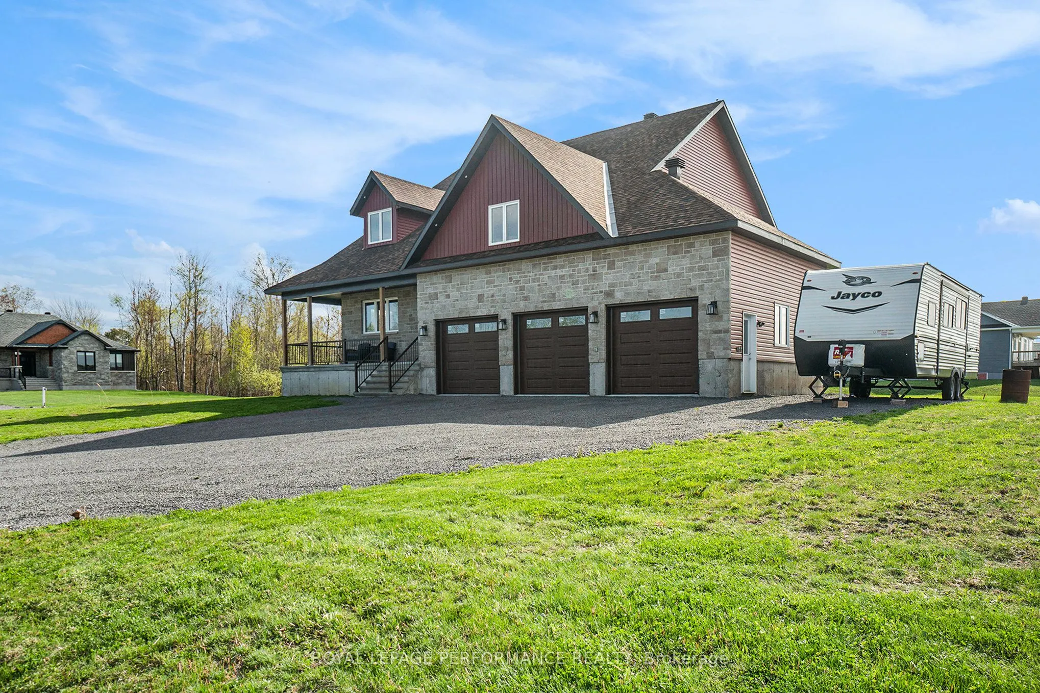 209 Des Violettes Street