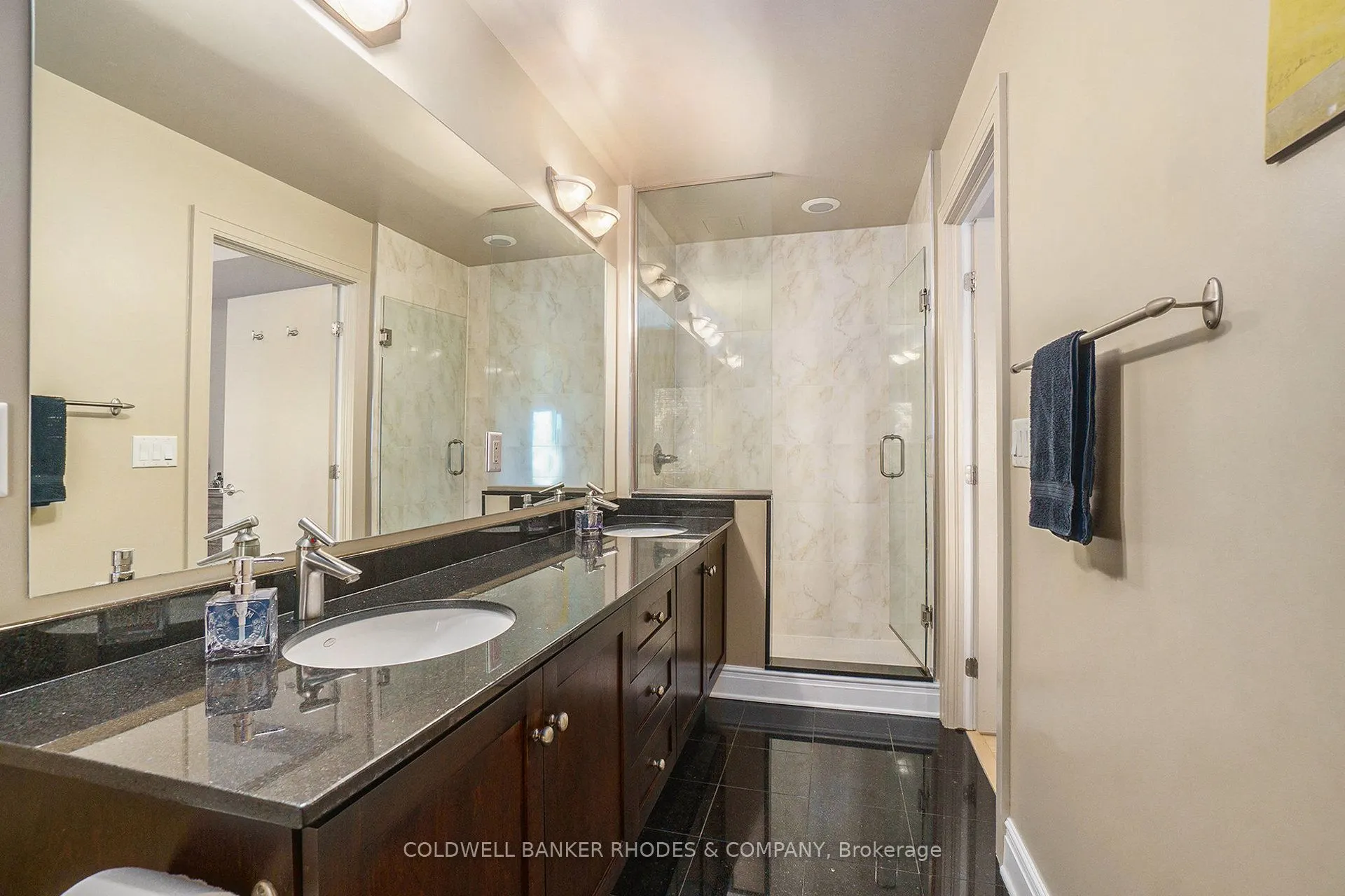 95 Bronson Avenue, #401