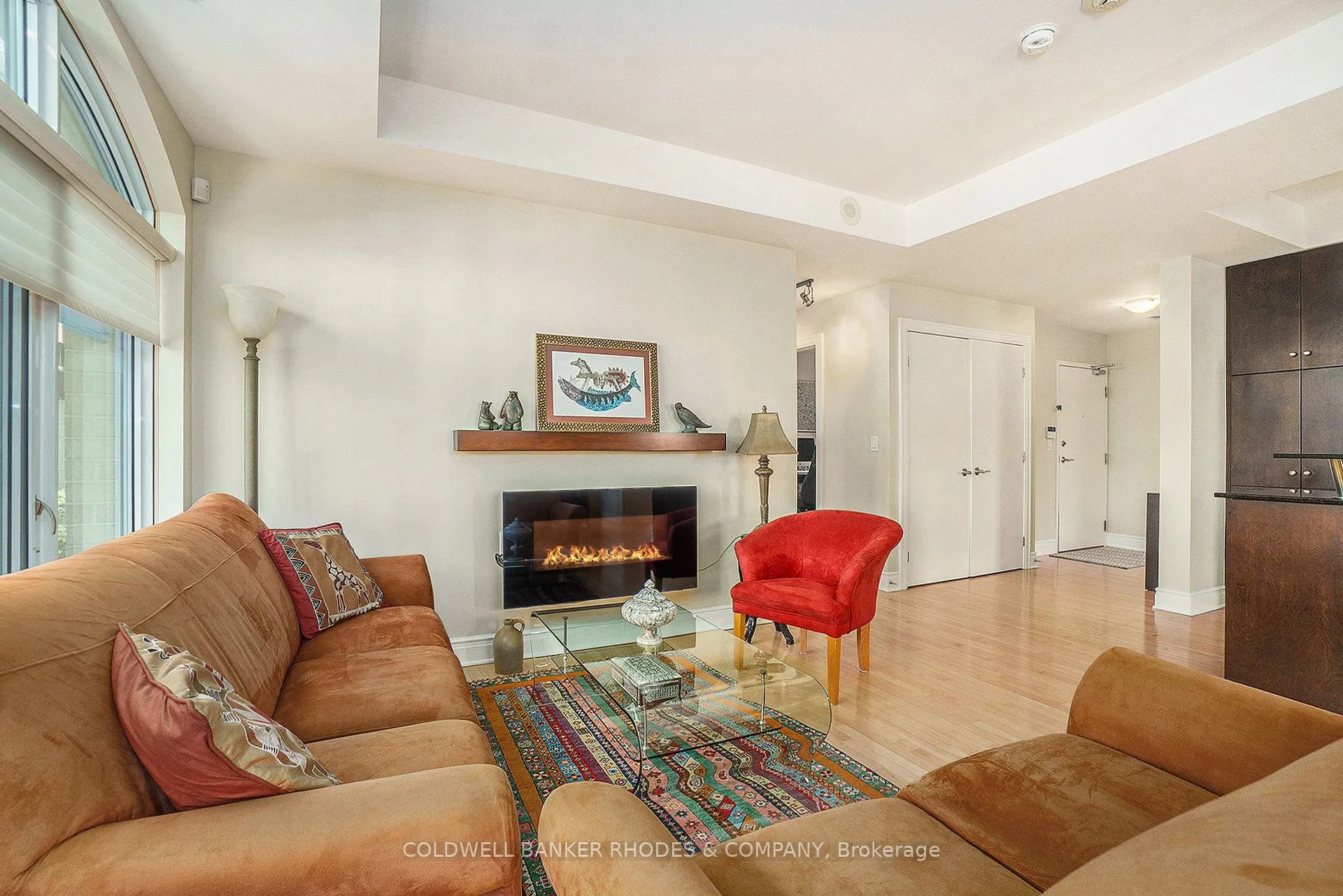 95 Bronson Avenue, #401