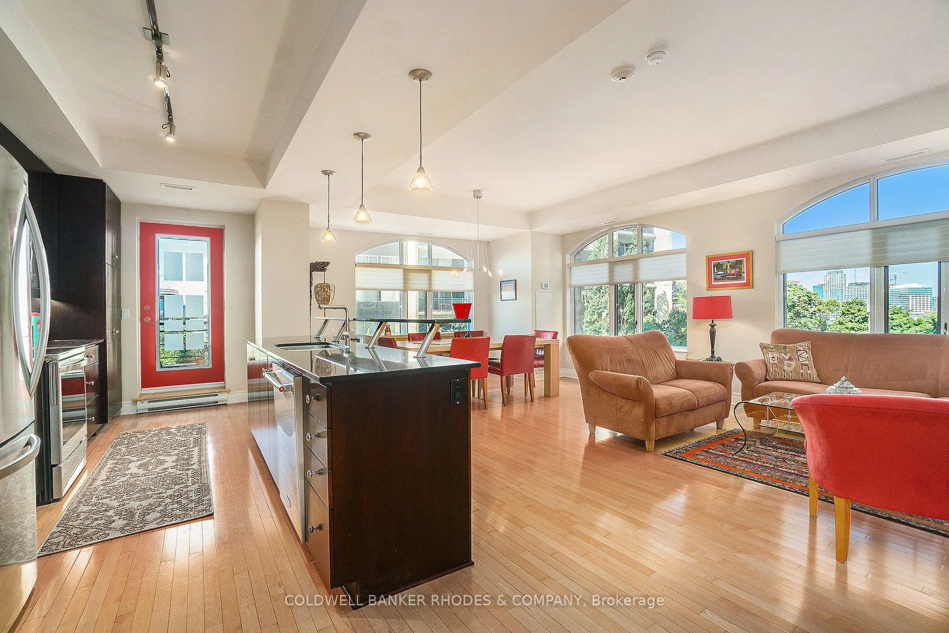 95 Bronson Avenue, #401
