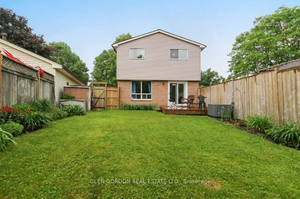 63 Caprice Crescent