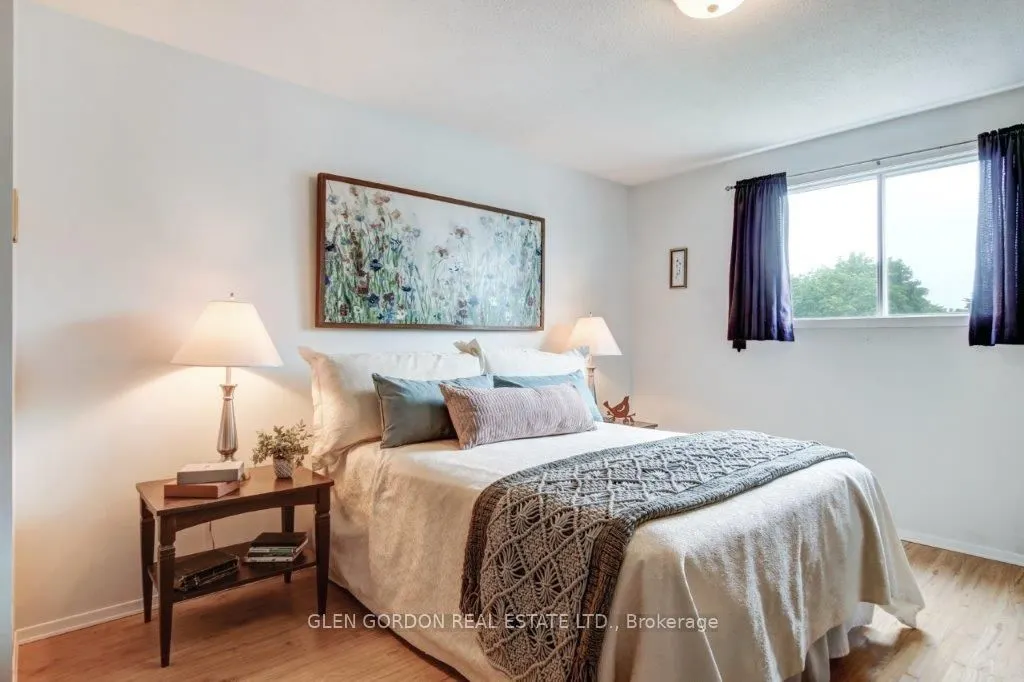 63 Caprice Crescent