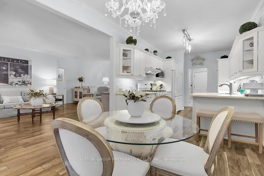 398 Old Riverside Drive, #6