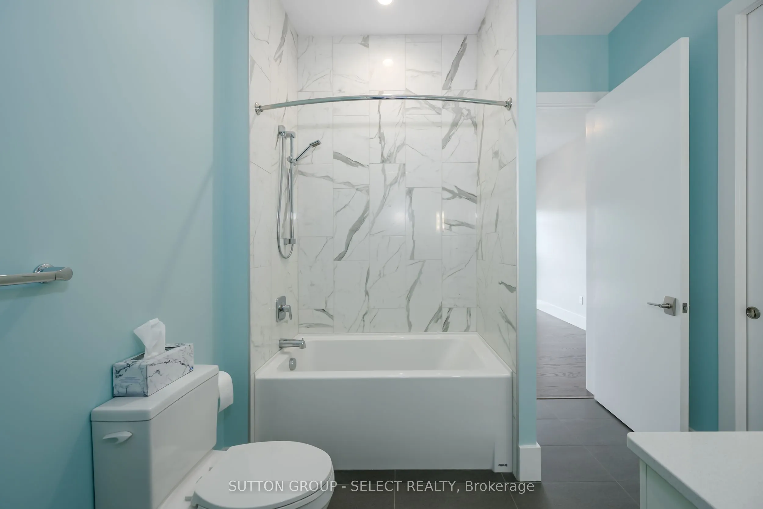 1705 Fiddlehead Place, #209