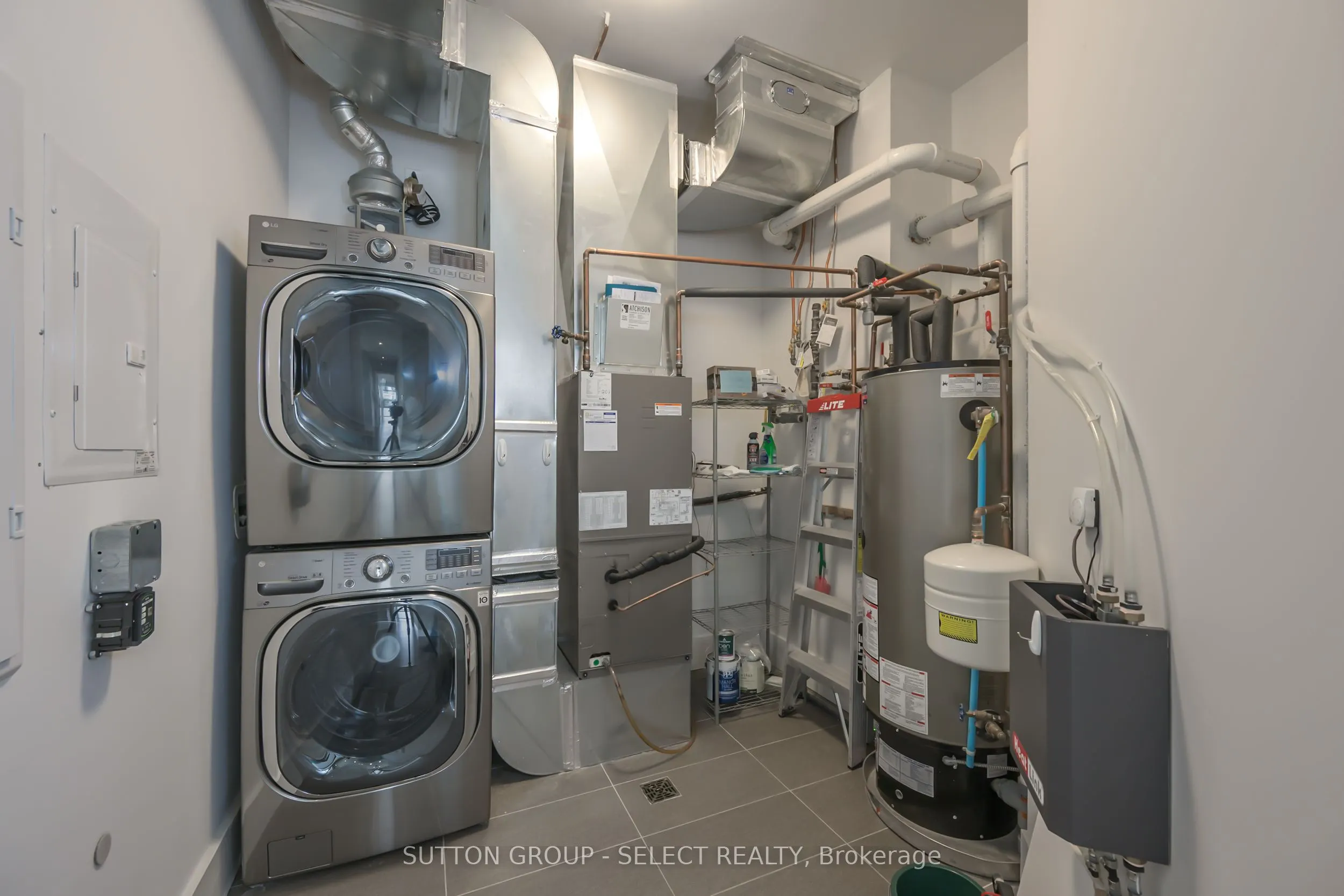 1705 Fiddlehead Place, #209