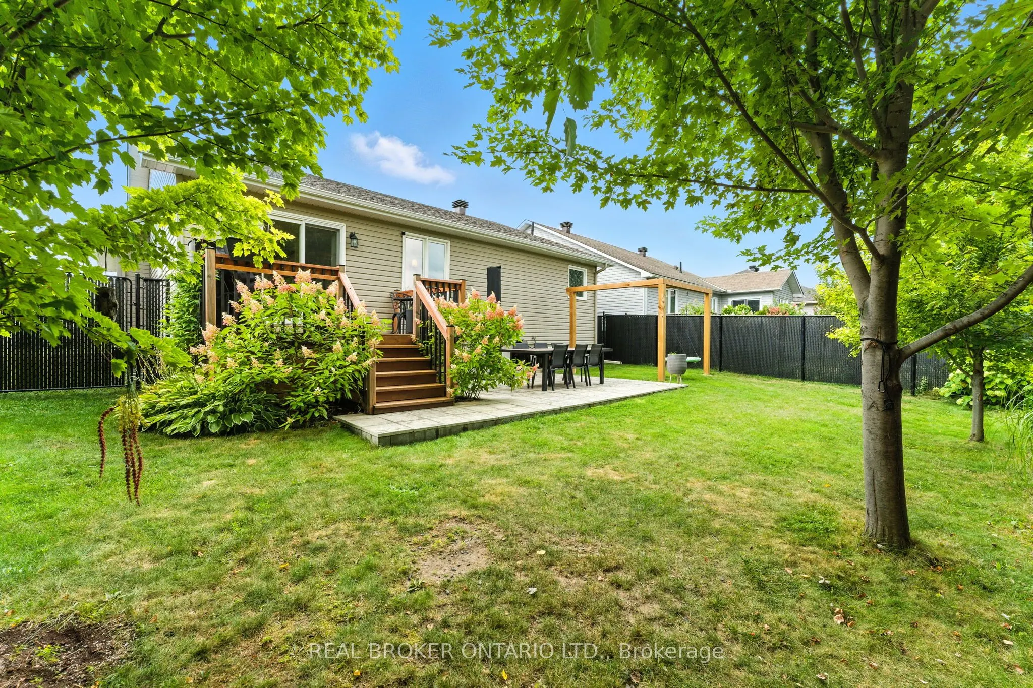 133 Raina Way
