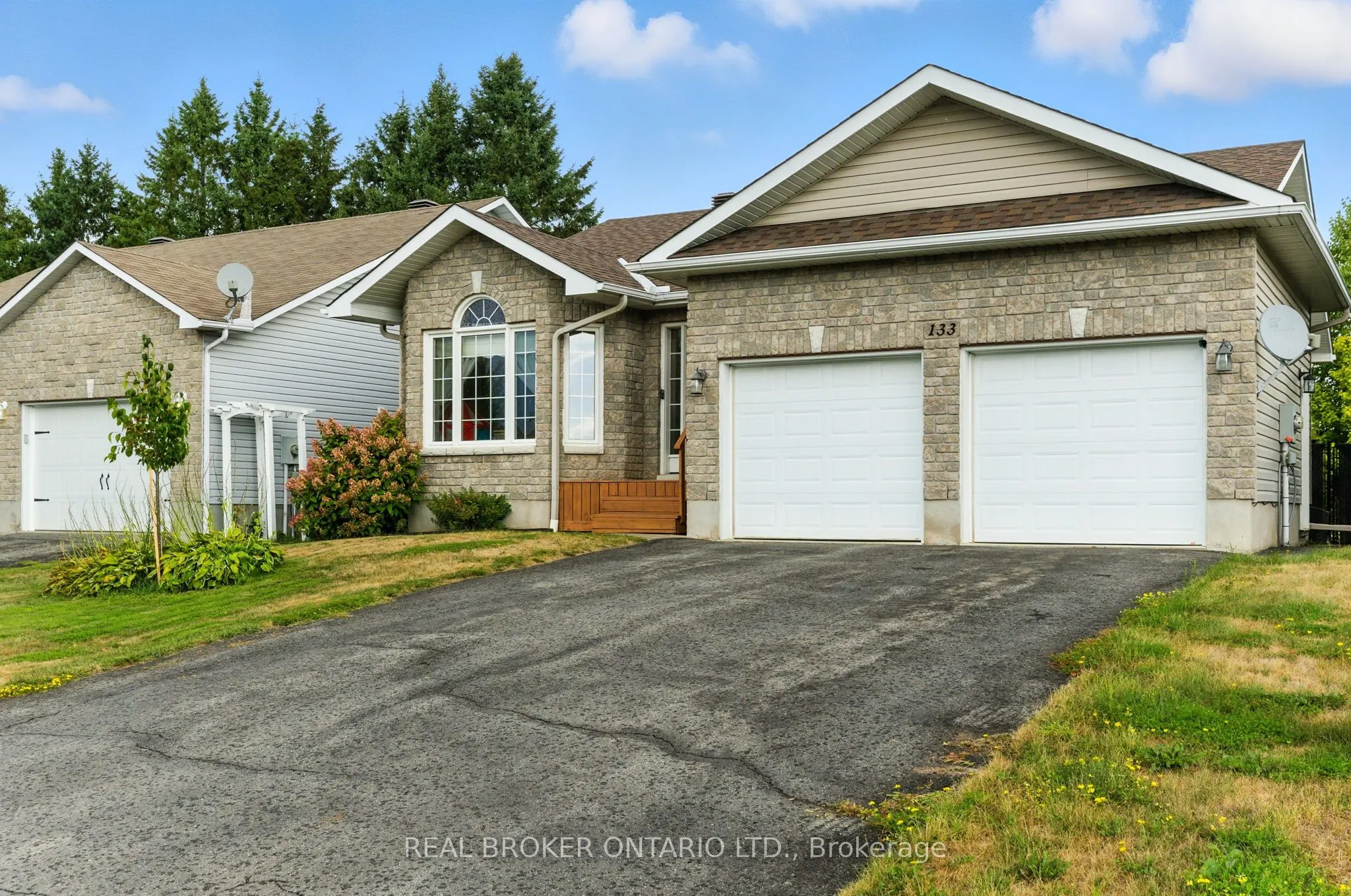 133 Raina Way