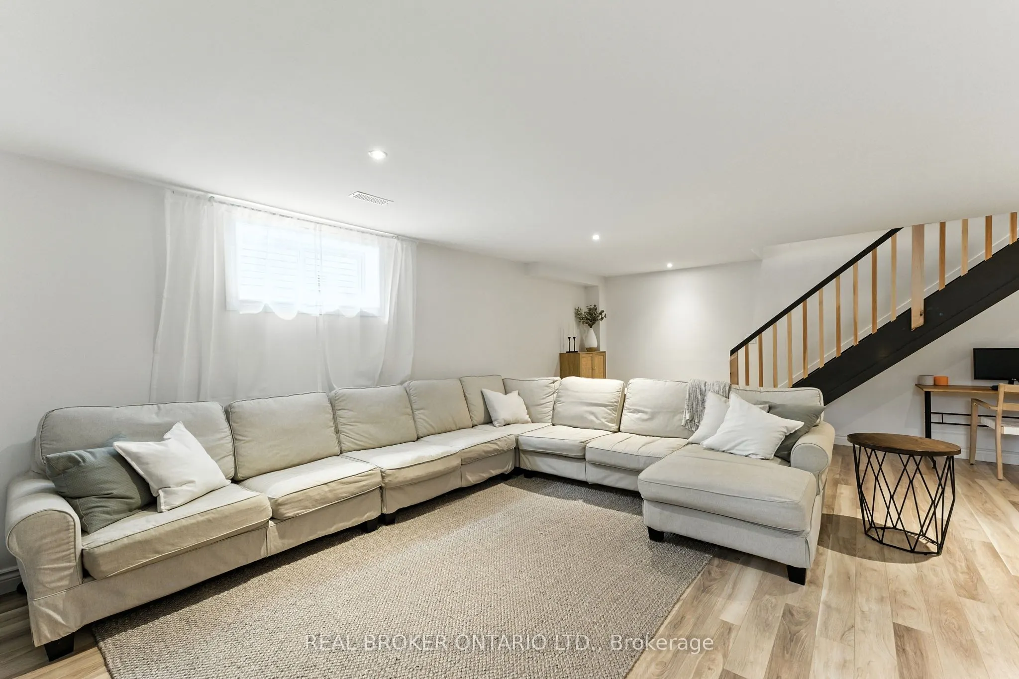 133 Raina Way