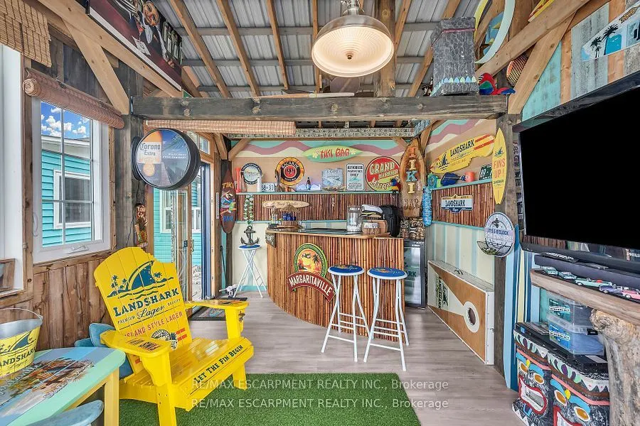 2090 Lakeshore Road