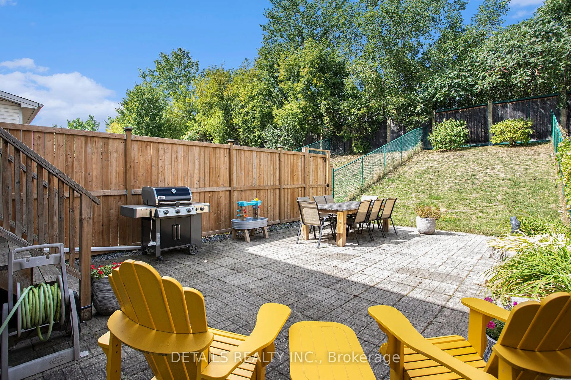 141 Duntroon Circle