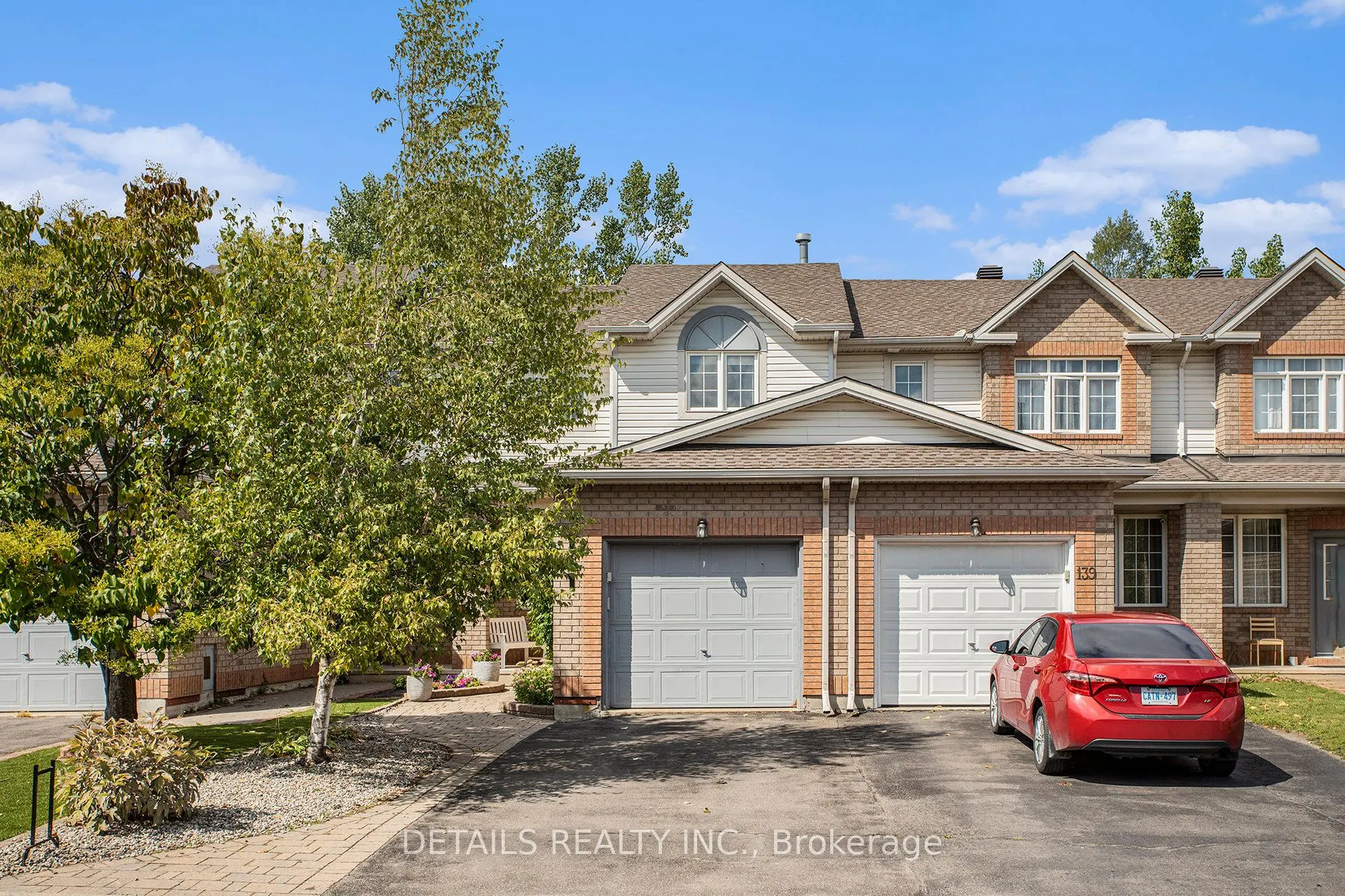 141 Duntroon Circle