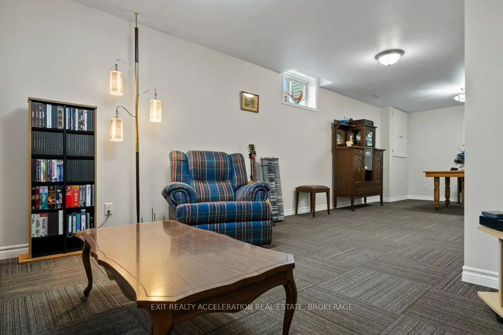 21 Kanvers Way