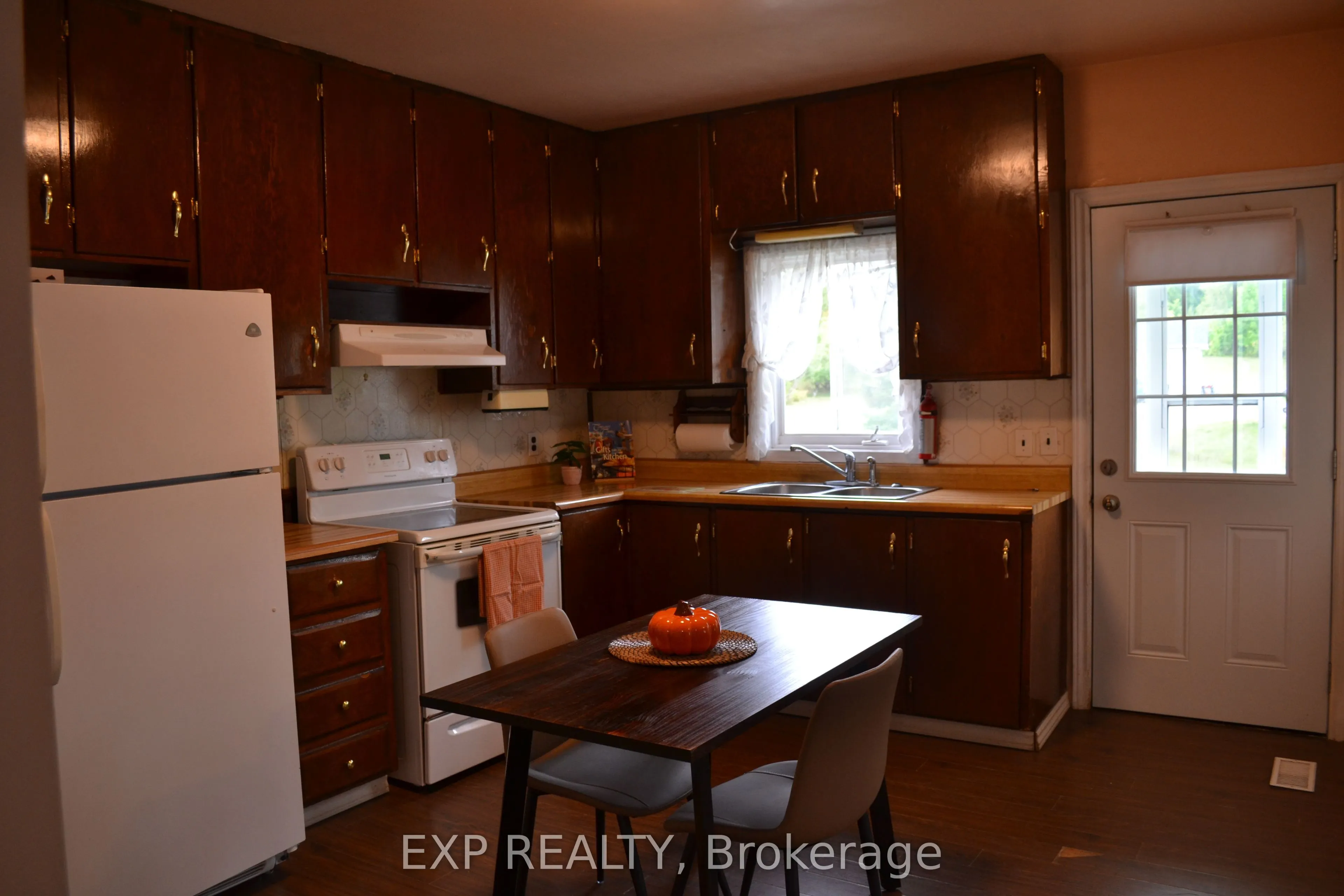 1650 Eady Road