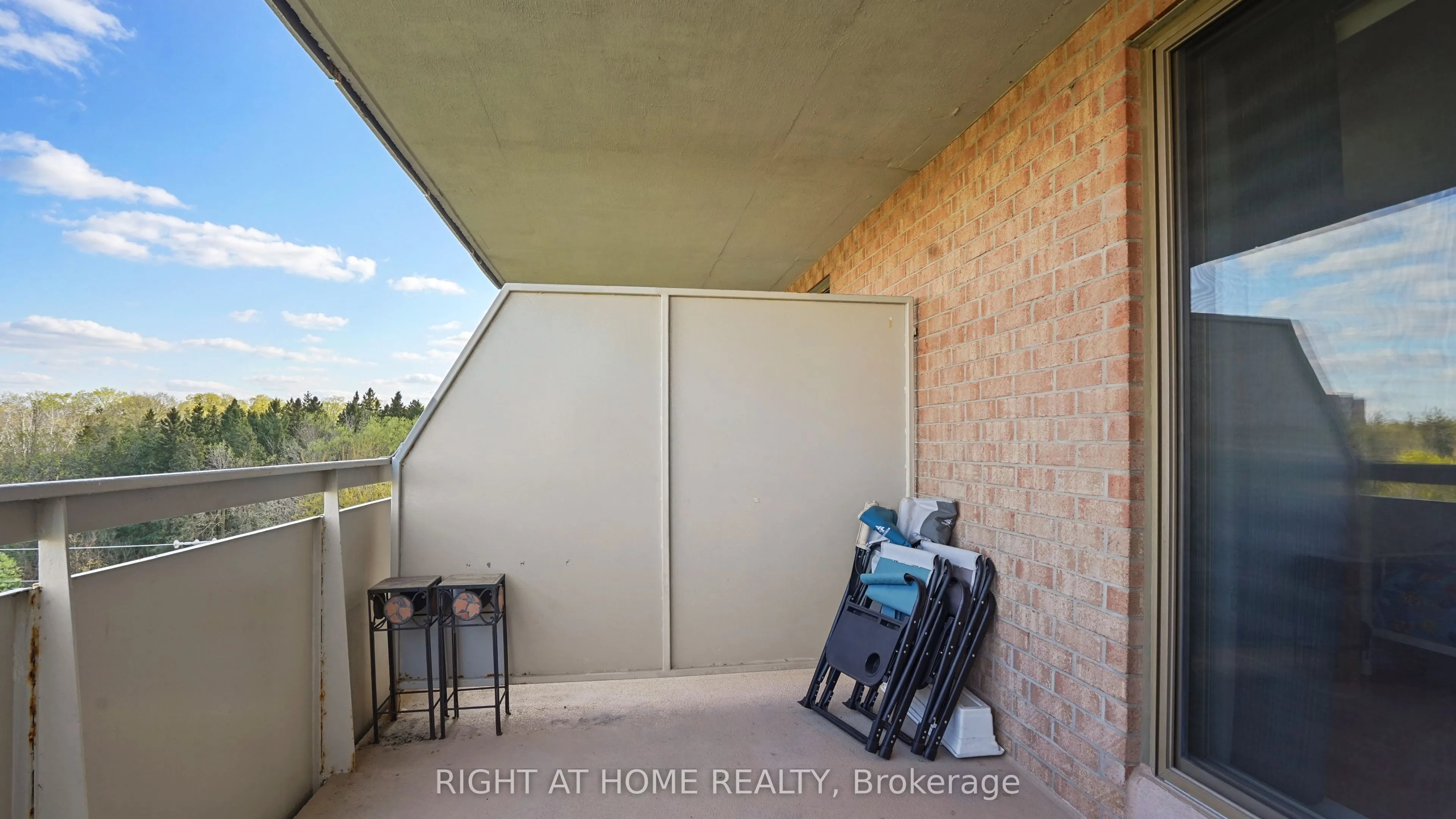 265 Westcourt Place, #705