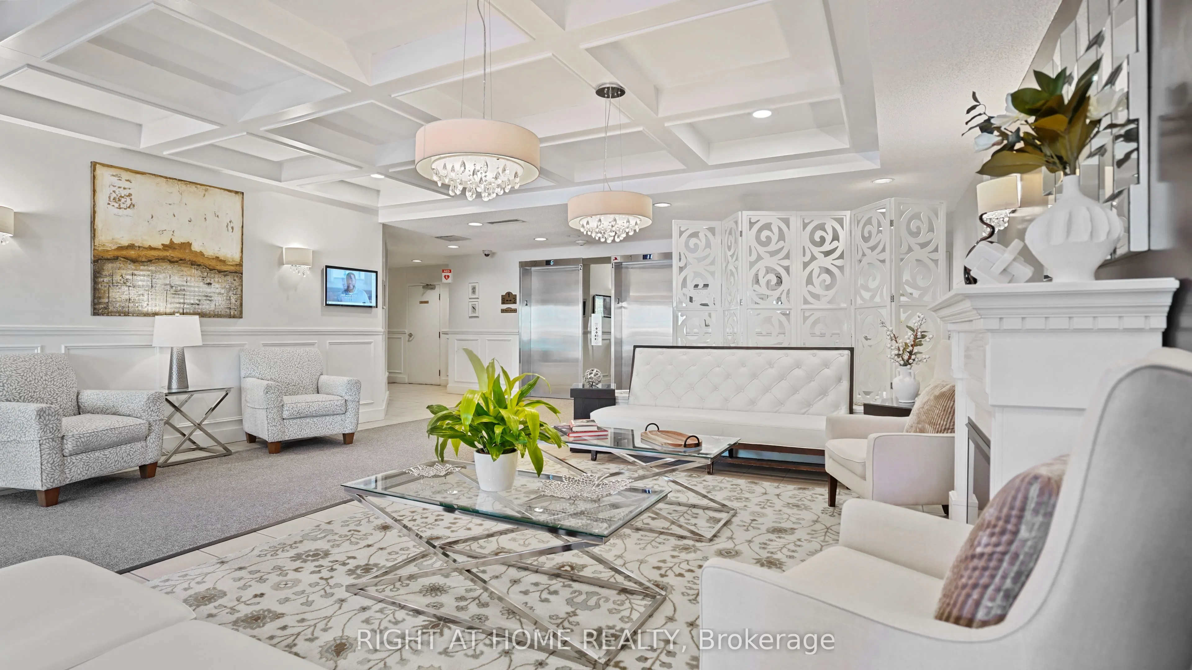 265 Westcourt Place, #705