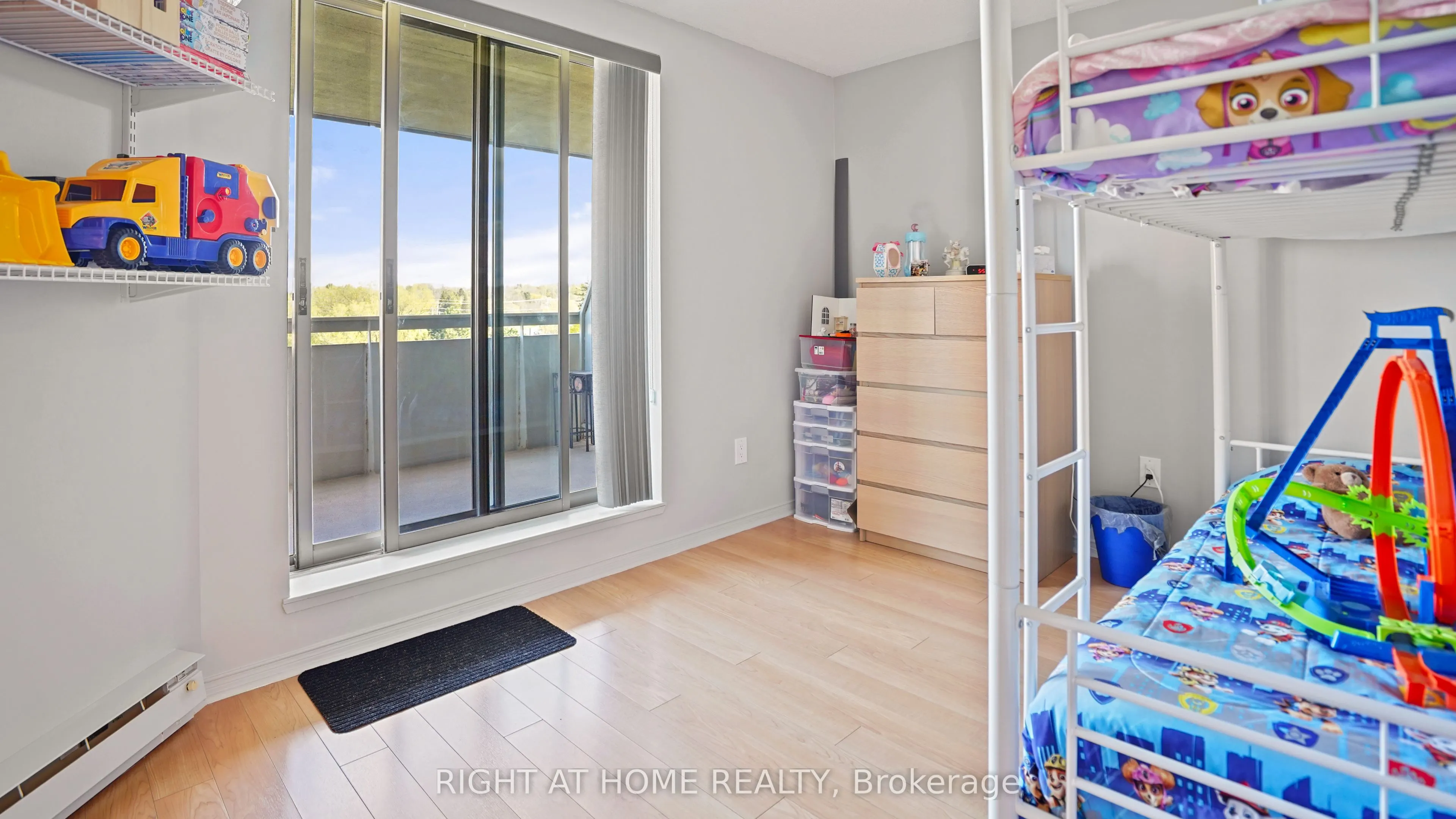 265 Westcourt Place, #705
