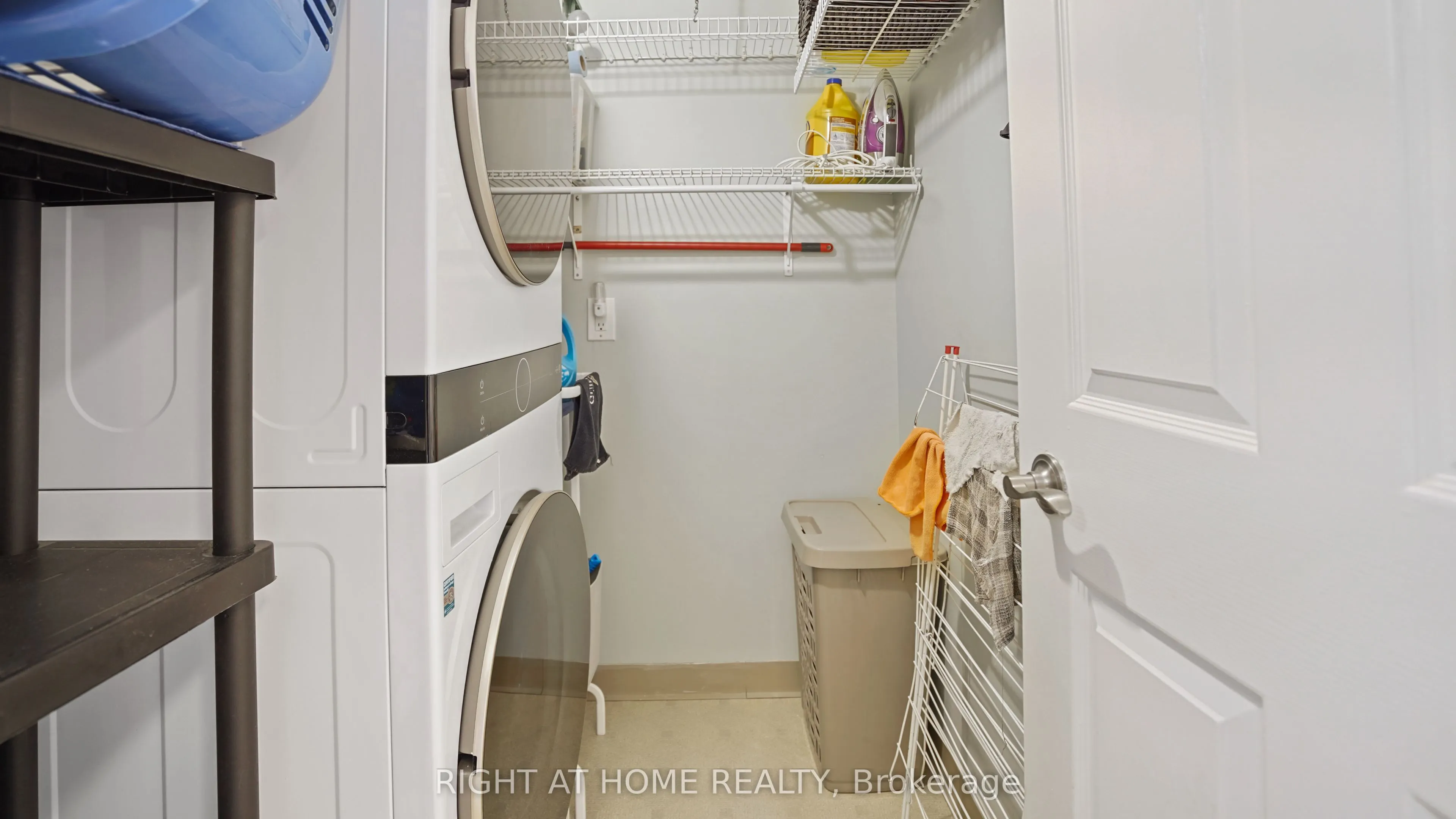 265 Westcourt Place, #705