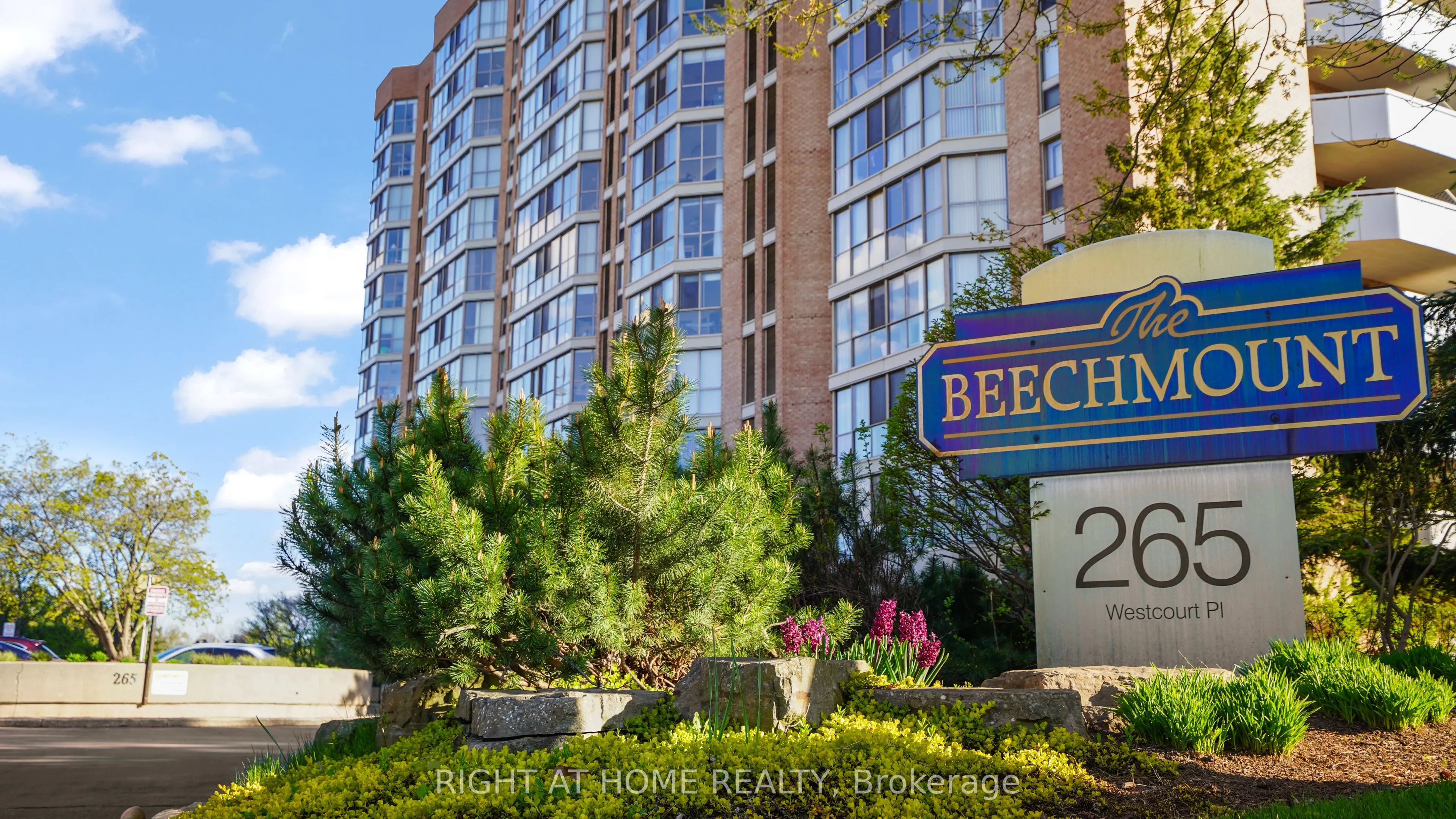 265 Westcourt Place, #705