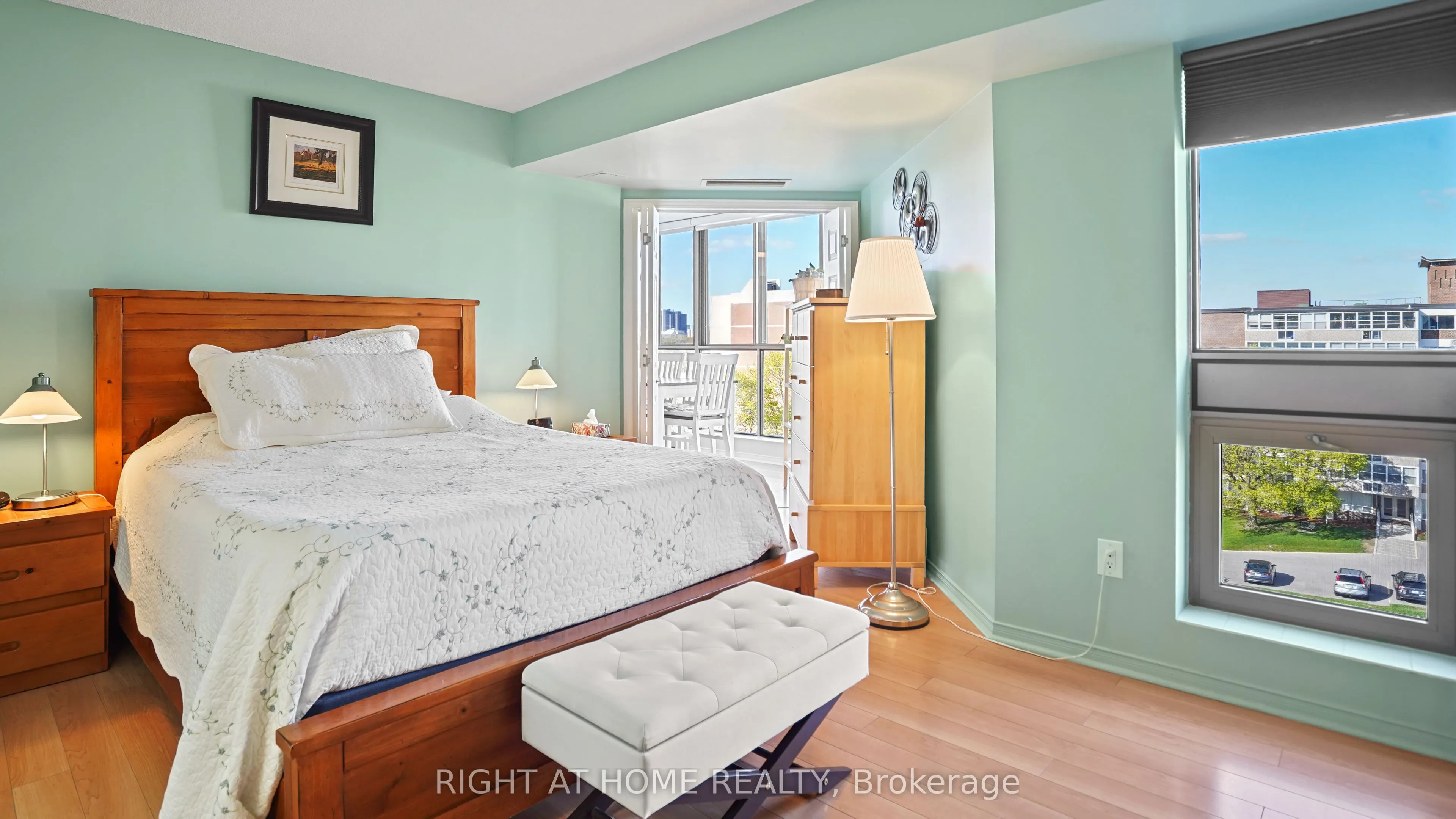 265 Westcourt Place, #705