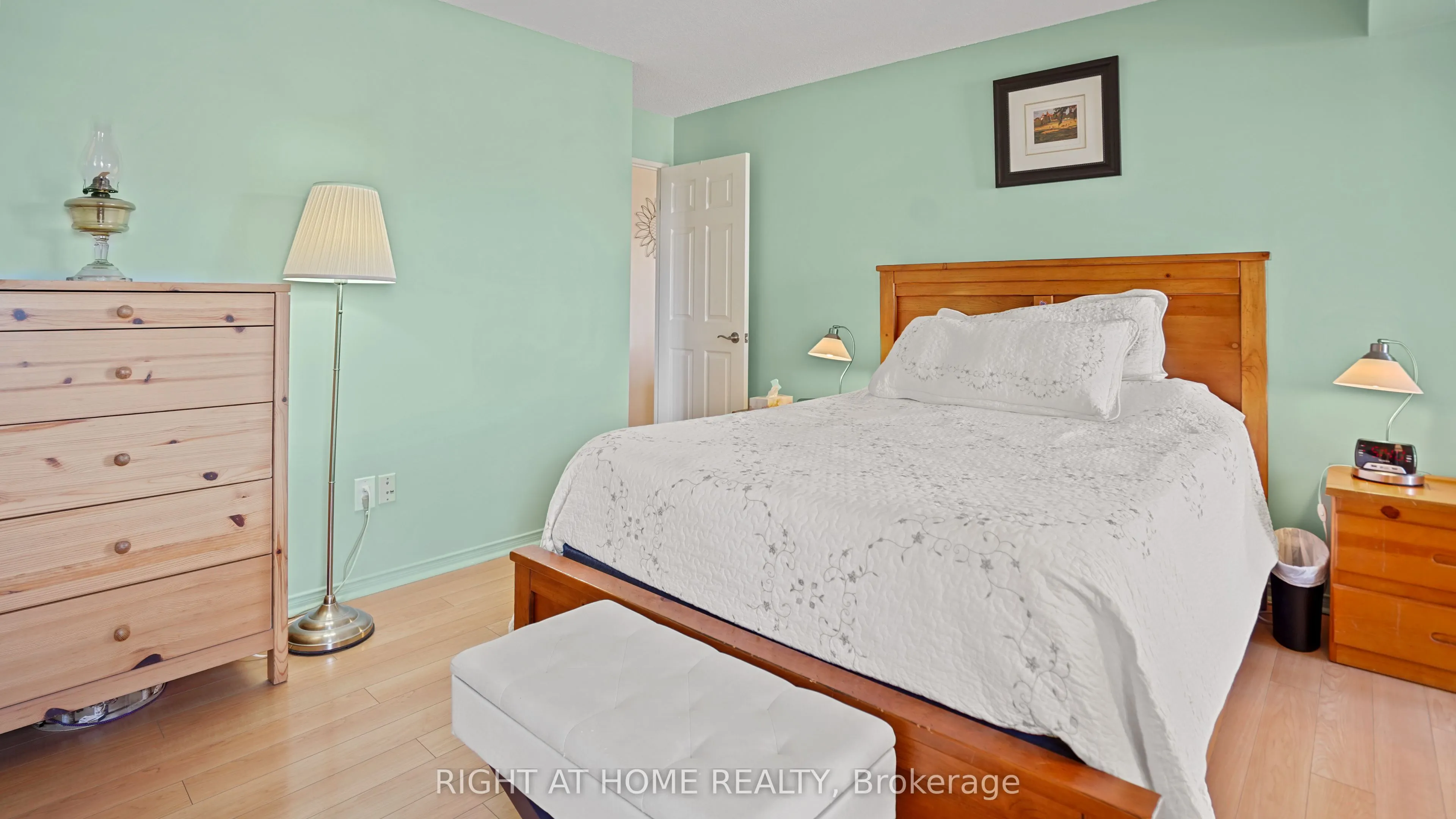 265 Westcourt Place, #705