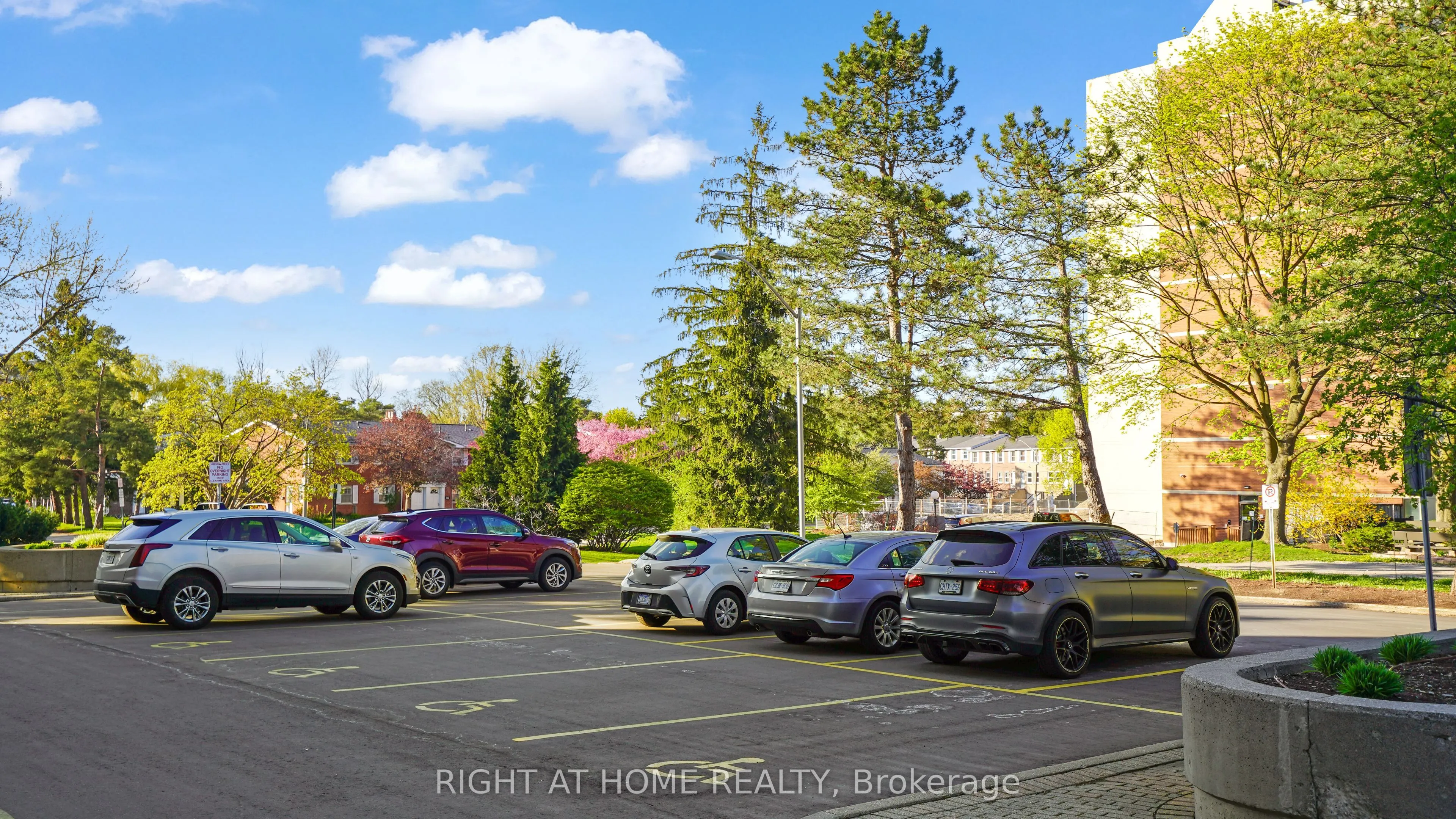 265 Westcourt Place, #705