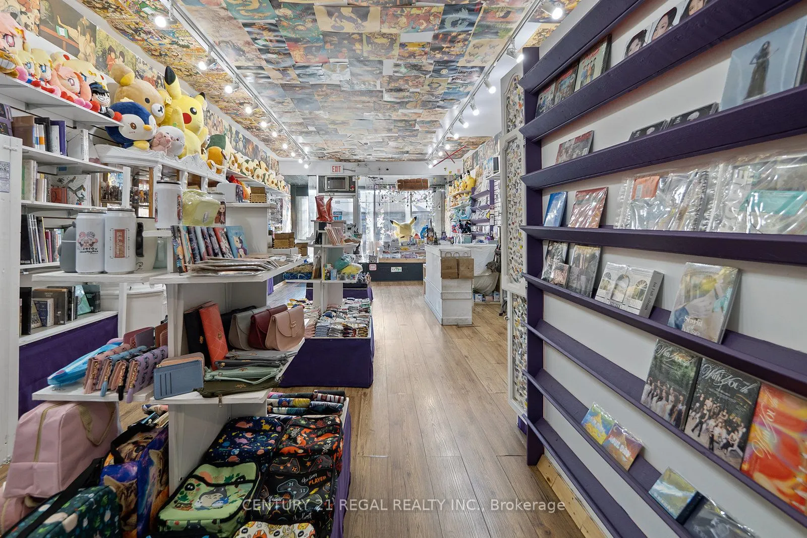 239 King Street E