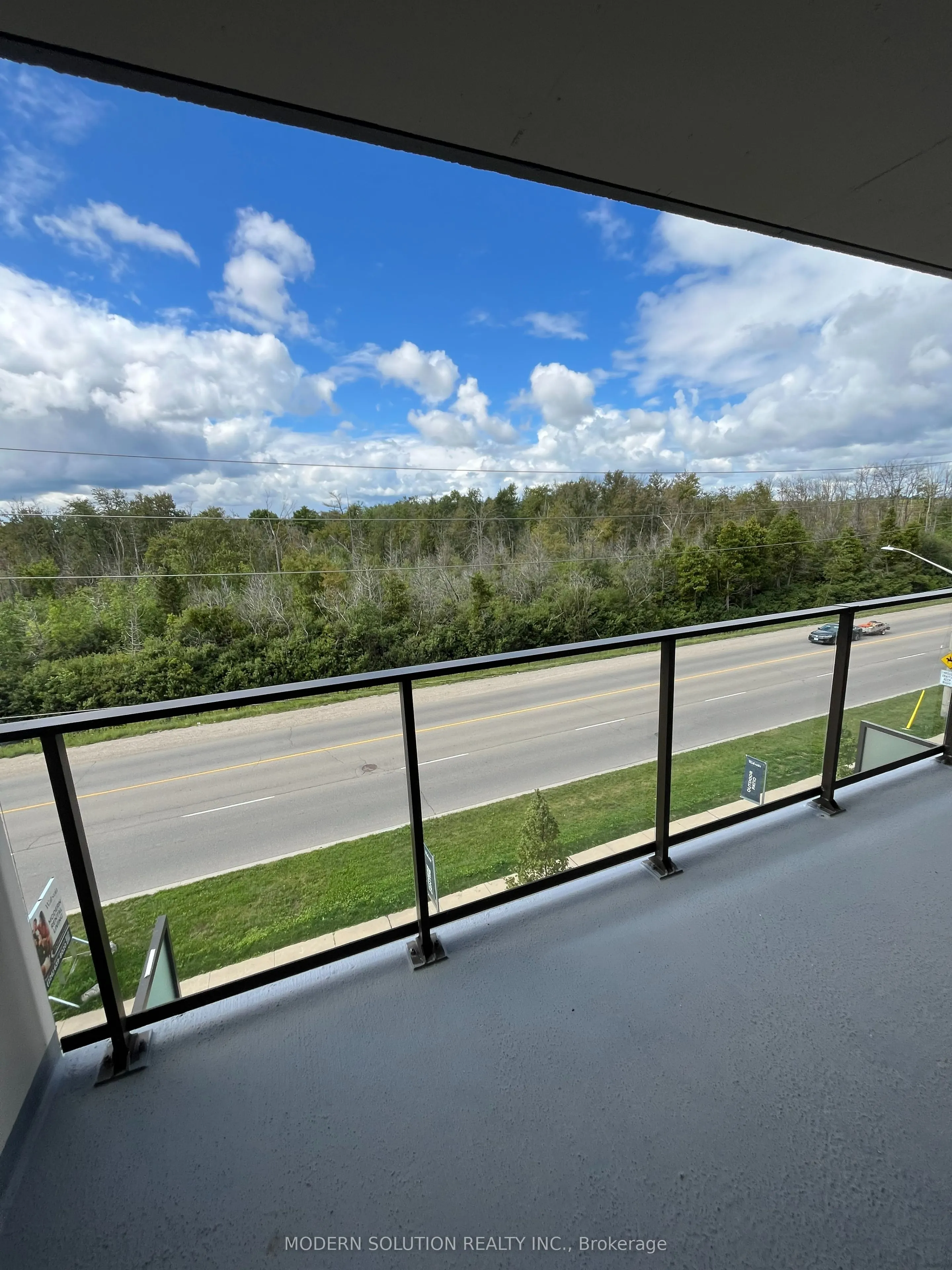 425 Watson Parkway N, #412