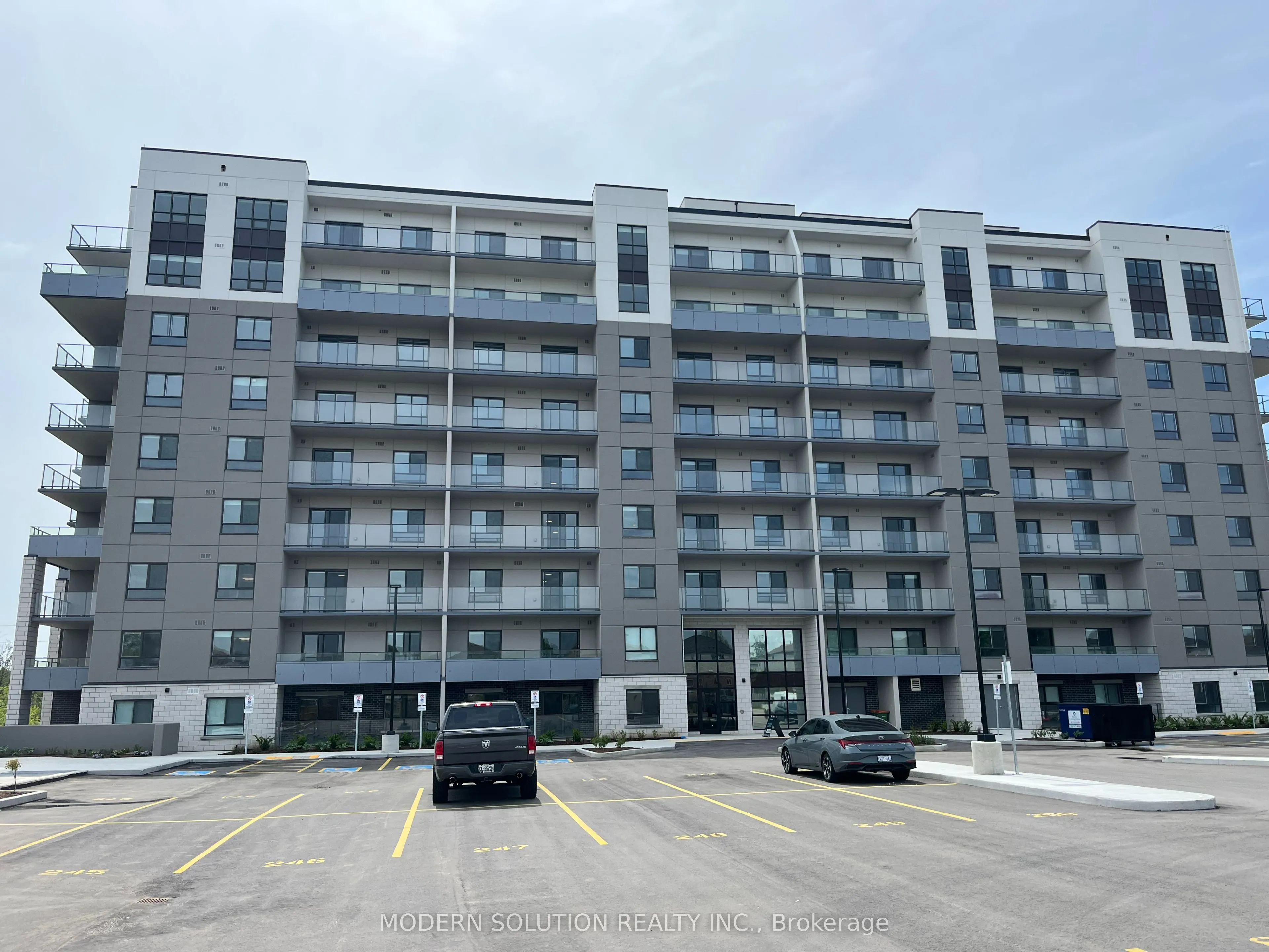 425 Watson Parkway N, #412