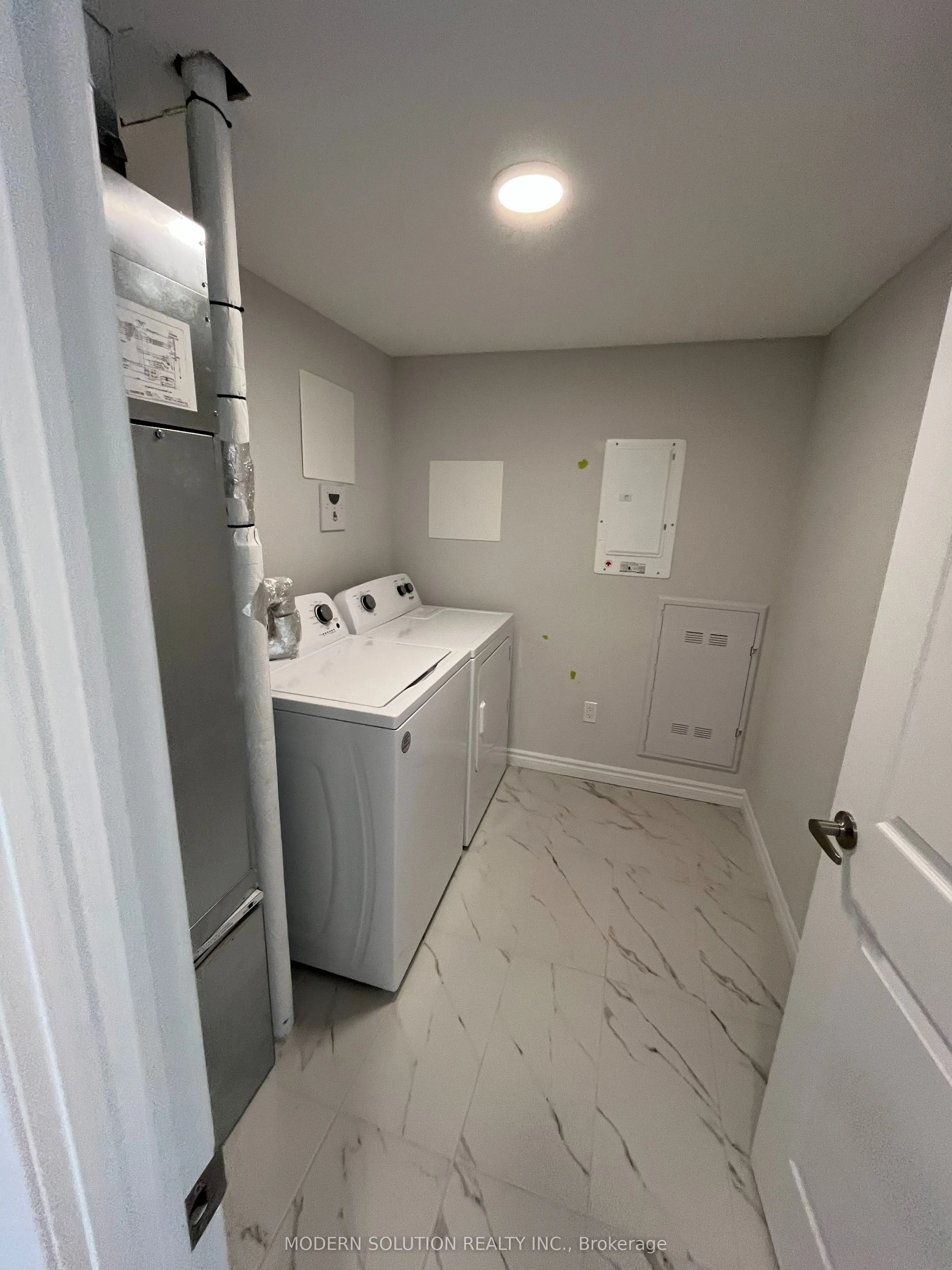 425 Watson Parkway N, #412