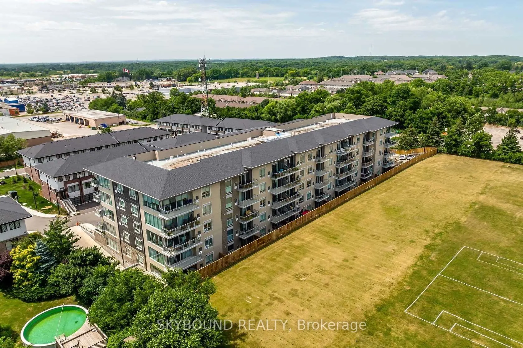 16 Markle Crescent, #301