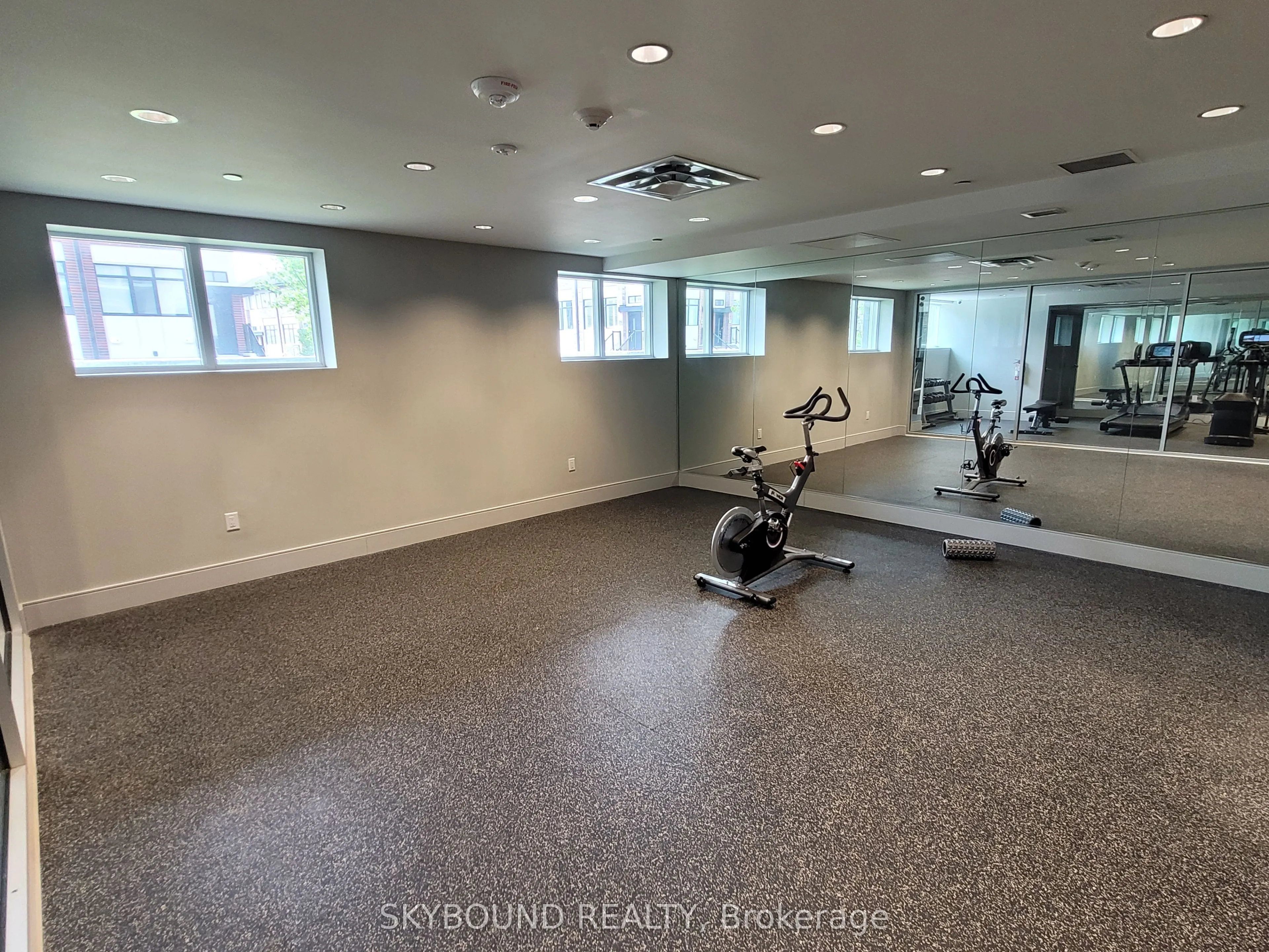 16 Markle Crescent, #301