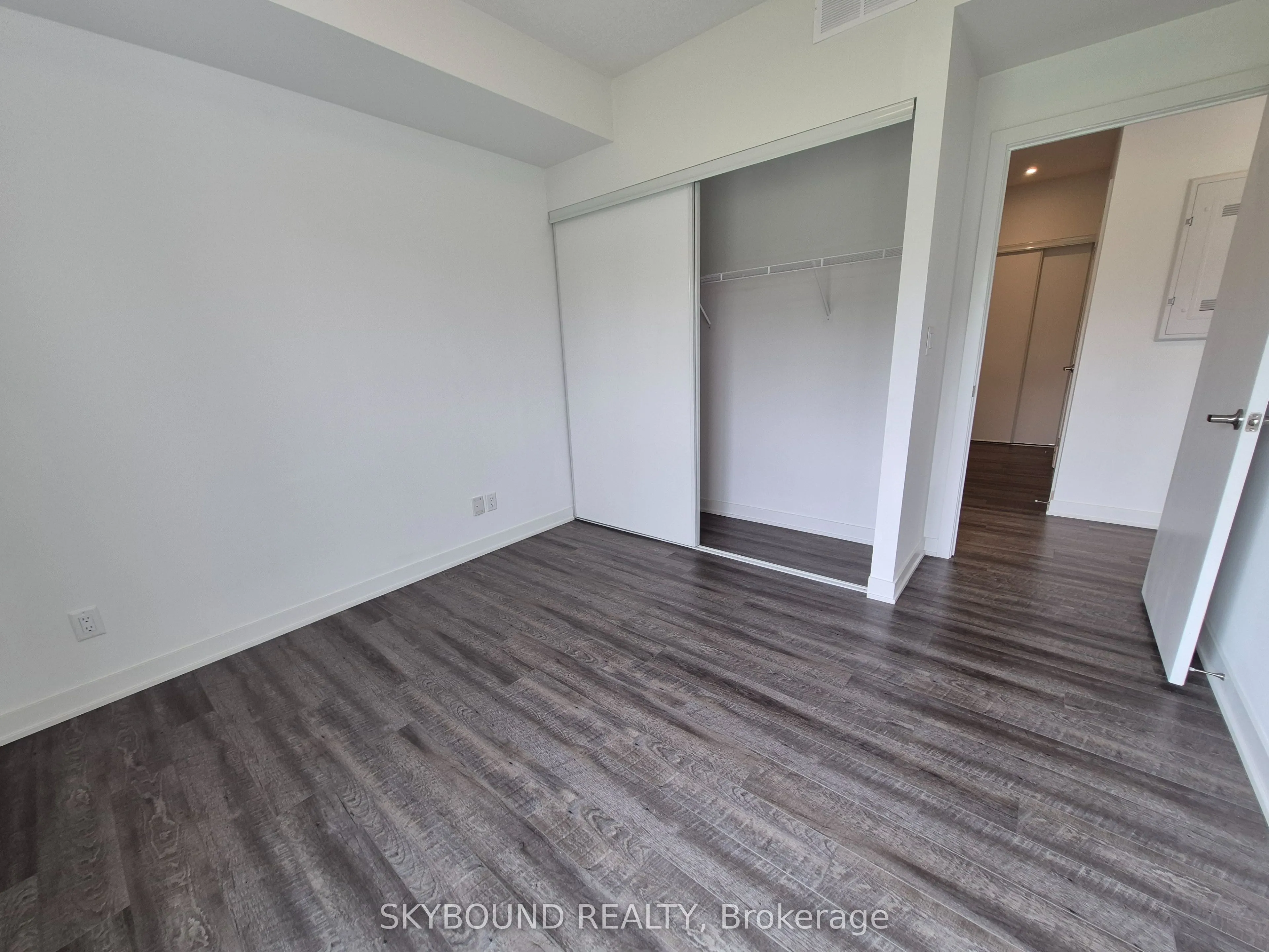 16 Markle Crescent, #301