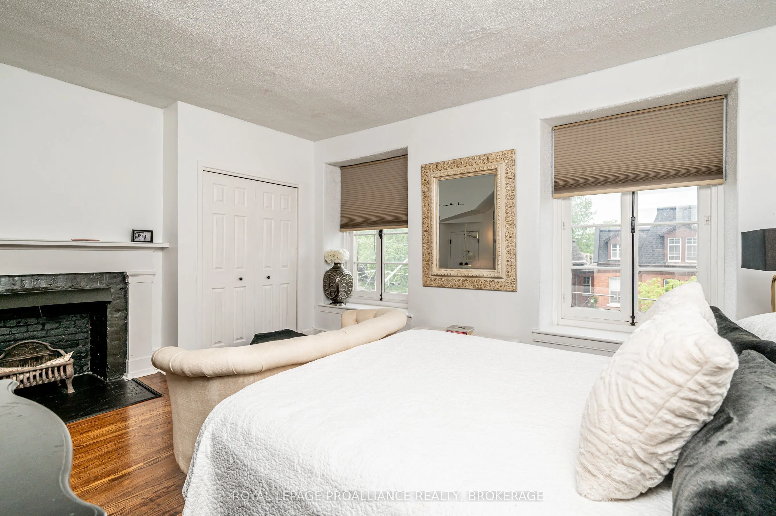 131 King Street E, #7