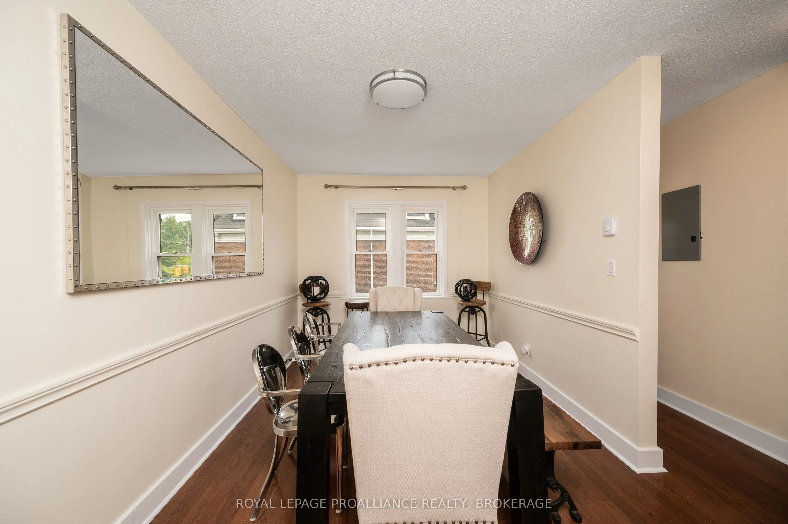 131 King Street E, #7