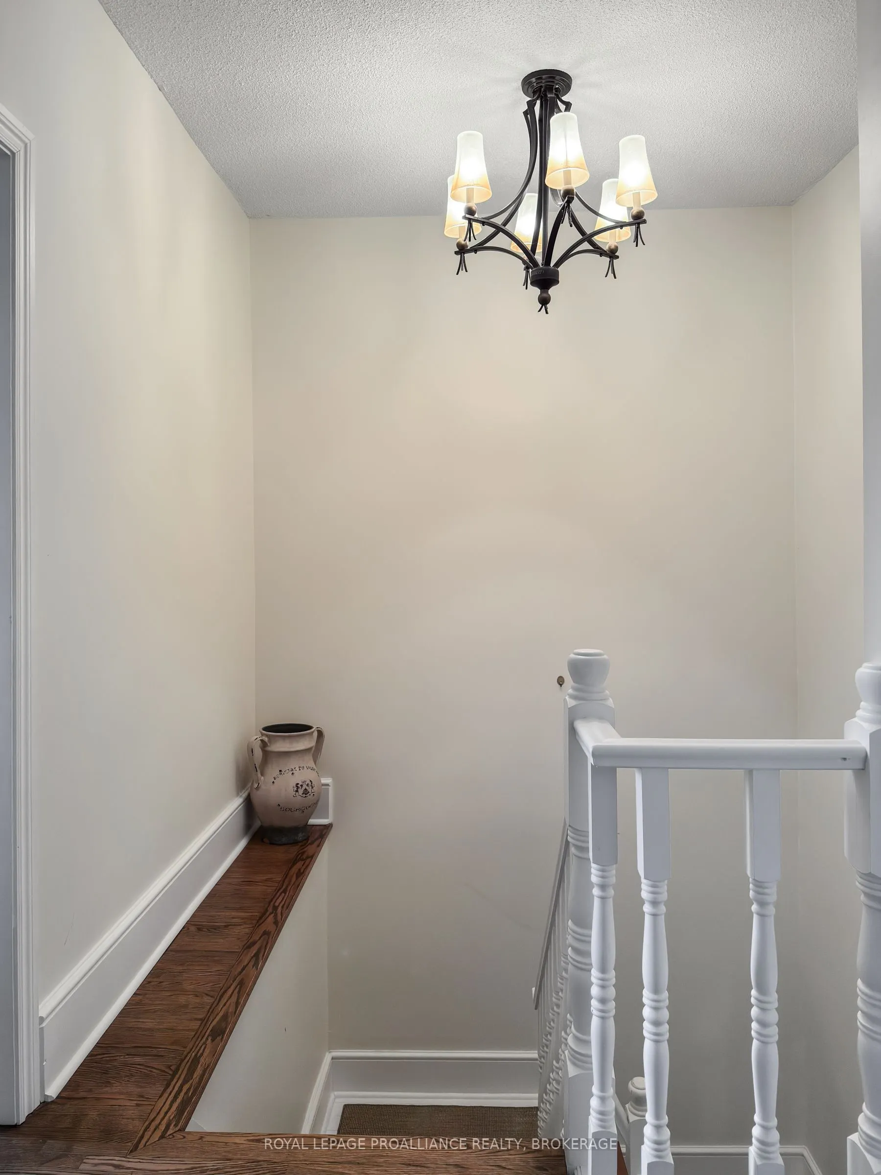 131 King Street E, #7