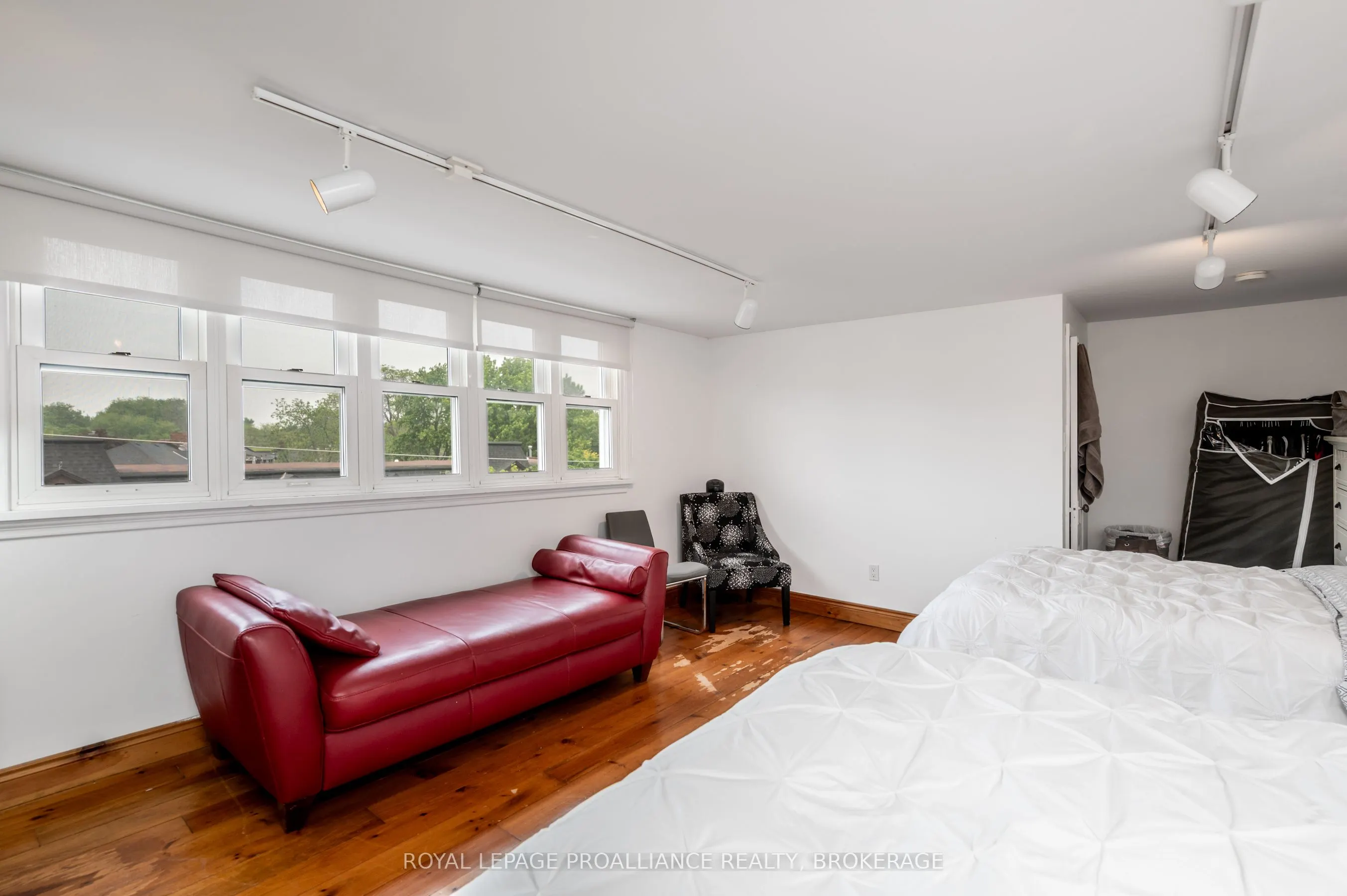 131 King Street E, #7