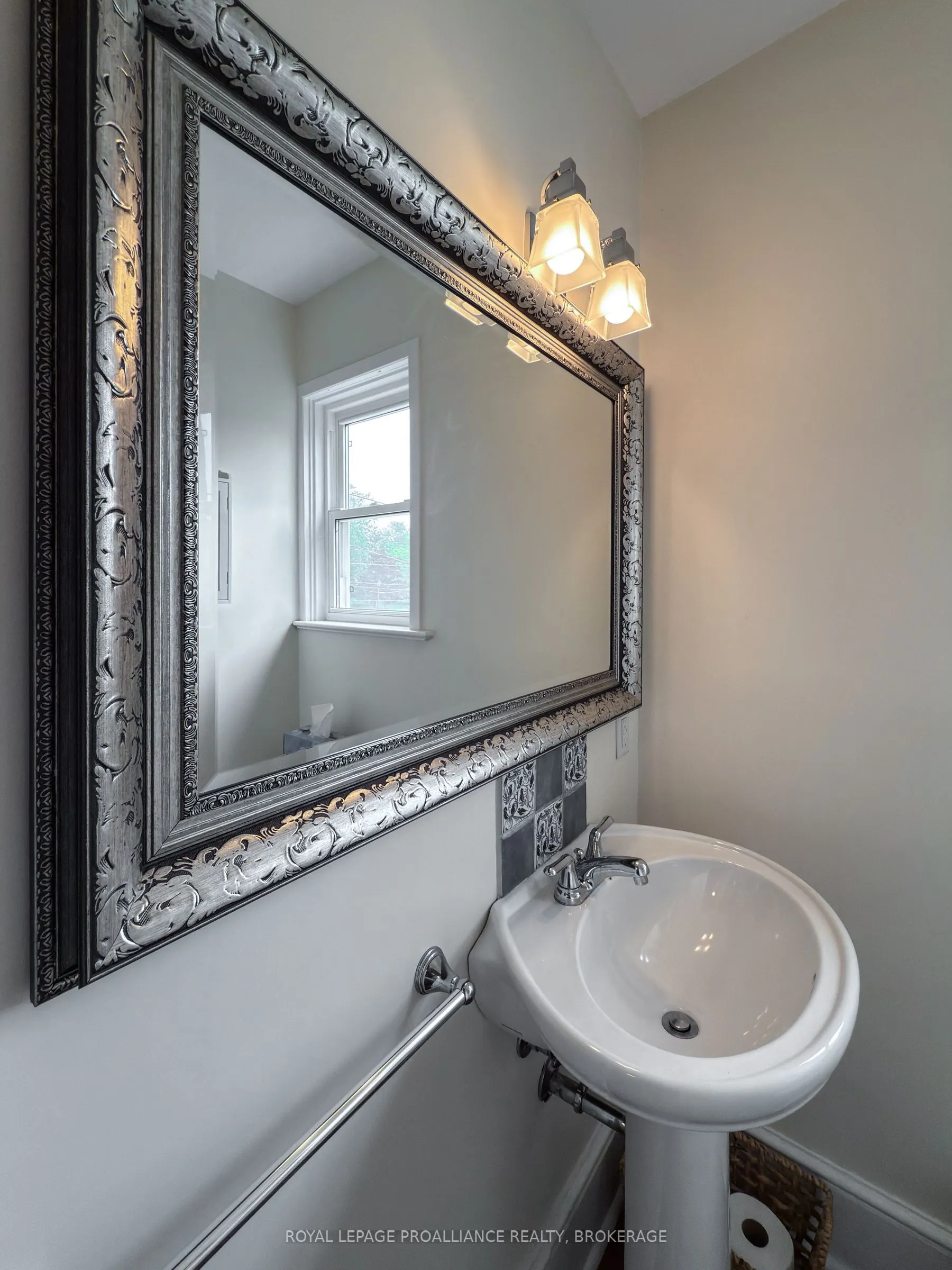 131 King Street E, #7