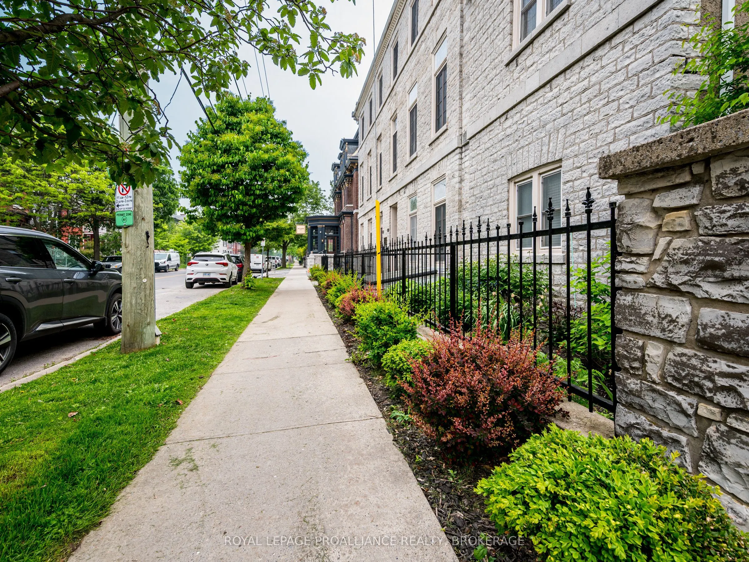 131 King Street E, #7