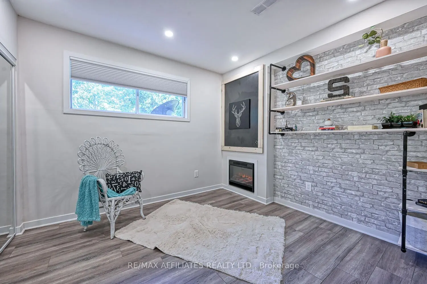 496 Ford Road