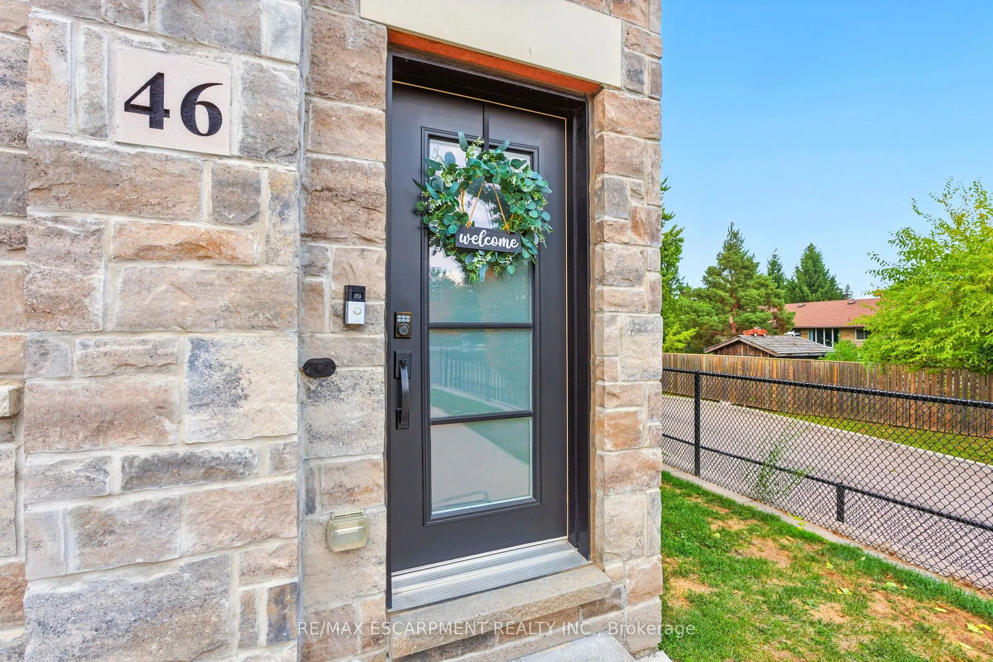 219 Dundas Street E, #46