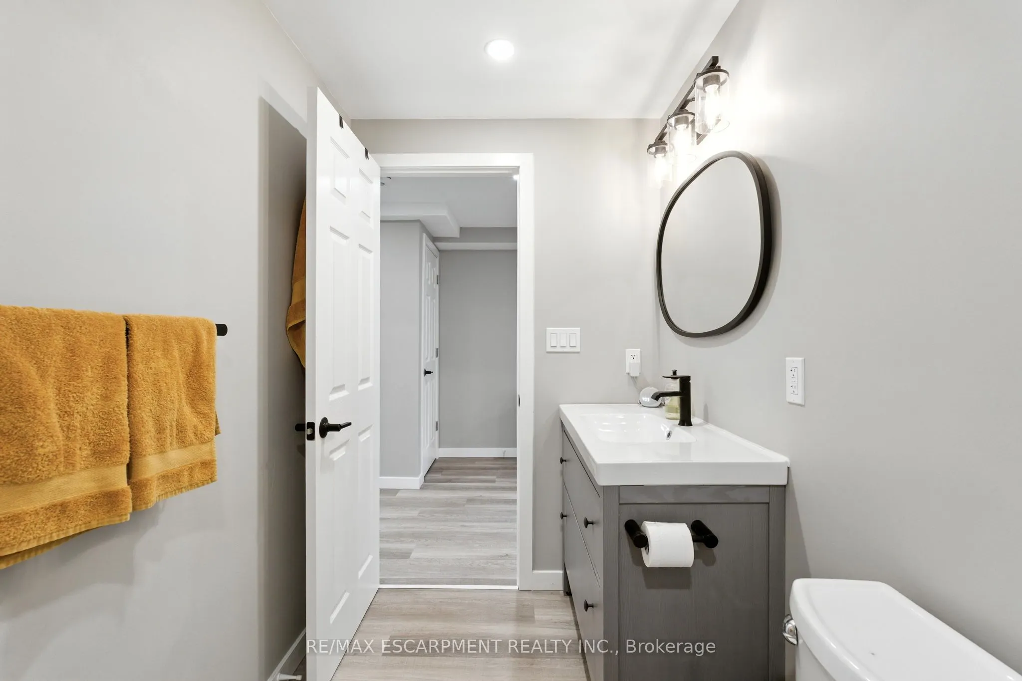 219 Dundas Street E, #46
