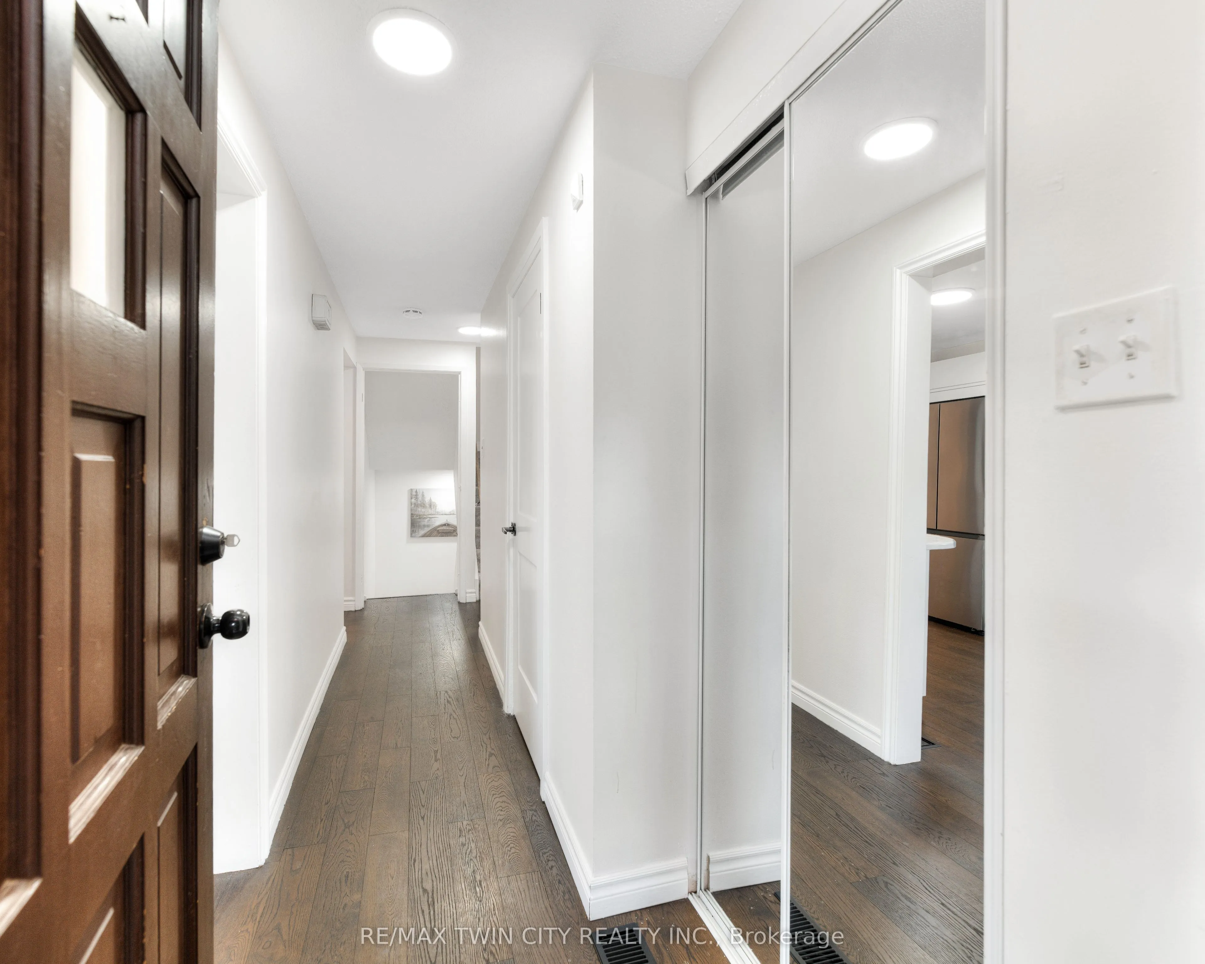 28 Underhill Crescent, #8